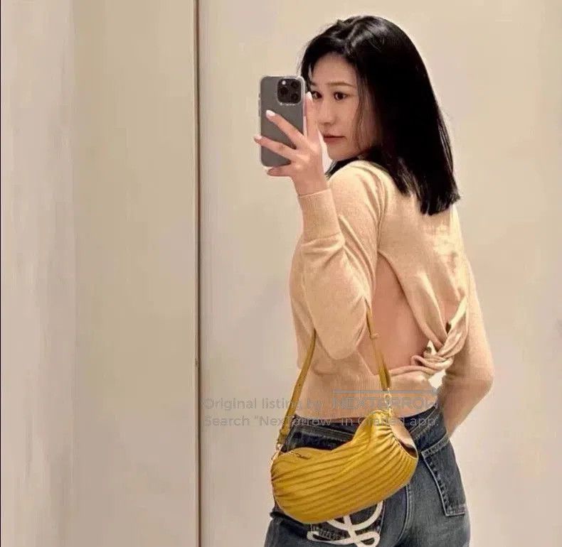 Loewe Loewe Brown Logo Embroidered Backless Sweater. Size US S / EU 44-46 / 1 - 8 Thumbnail