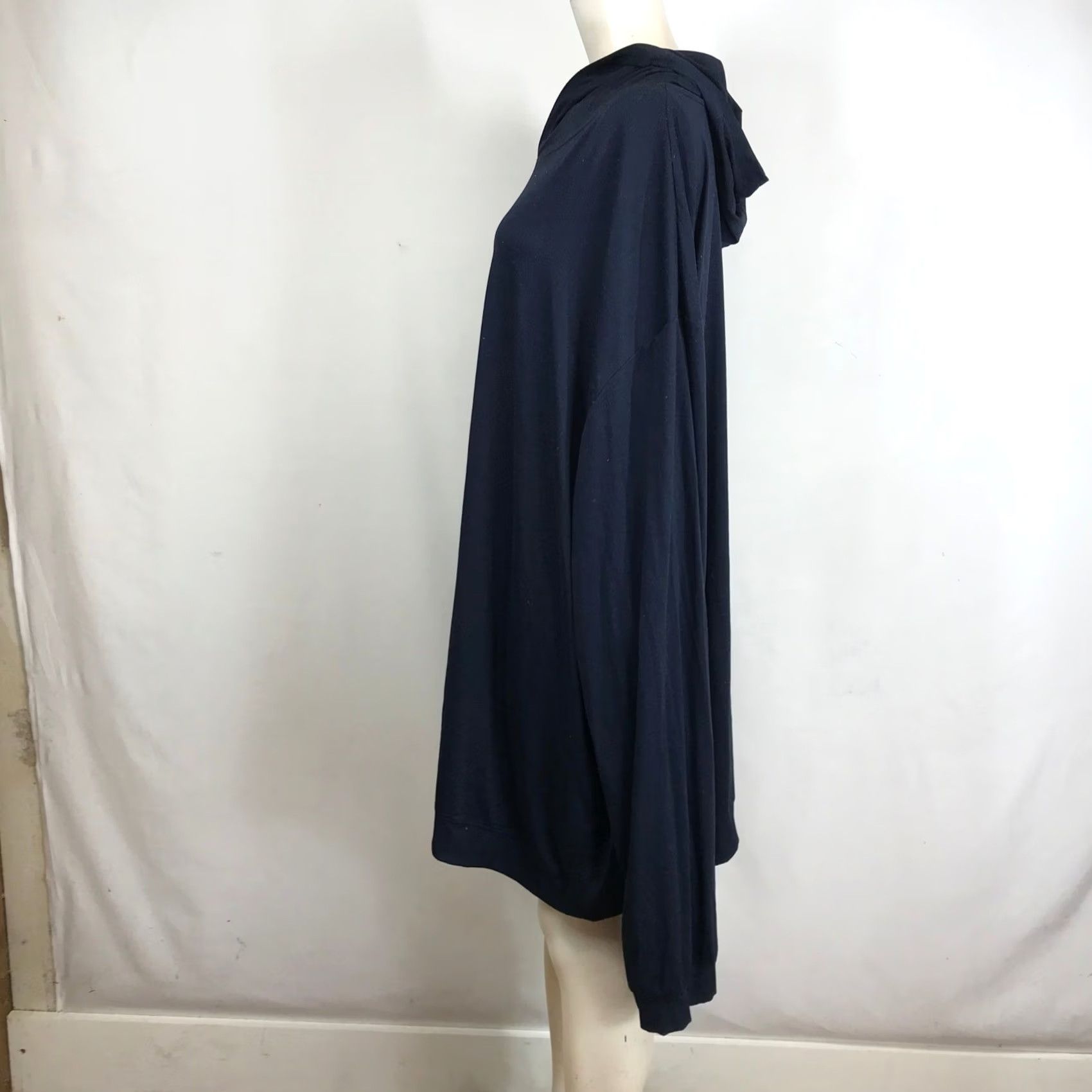 SKIMS Skims Navy Blue Lightweight Hooded Long Sleeve Top Big 5X Mens Hooded Long Sleeve Lightweight Top Navy Blue 5X Size US XXL / EU 58 / 5 - 6 Thumbnail