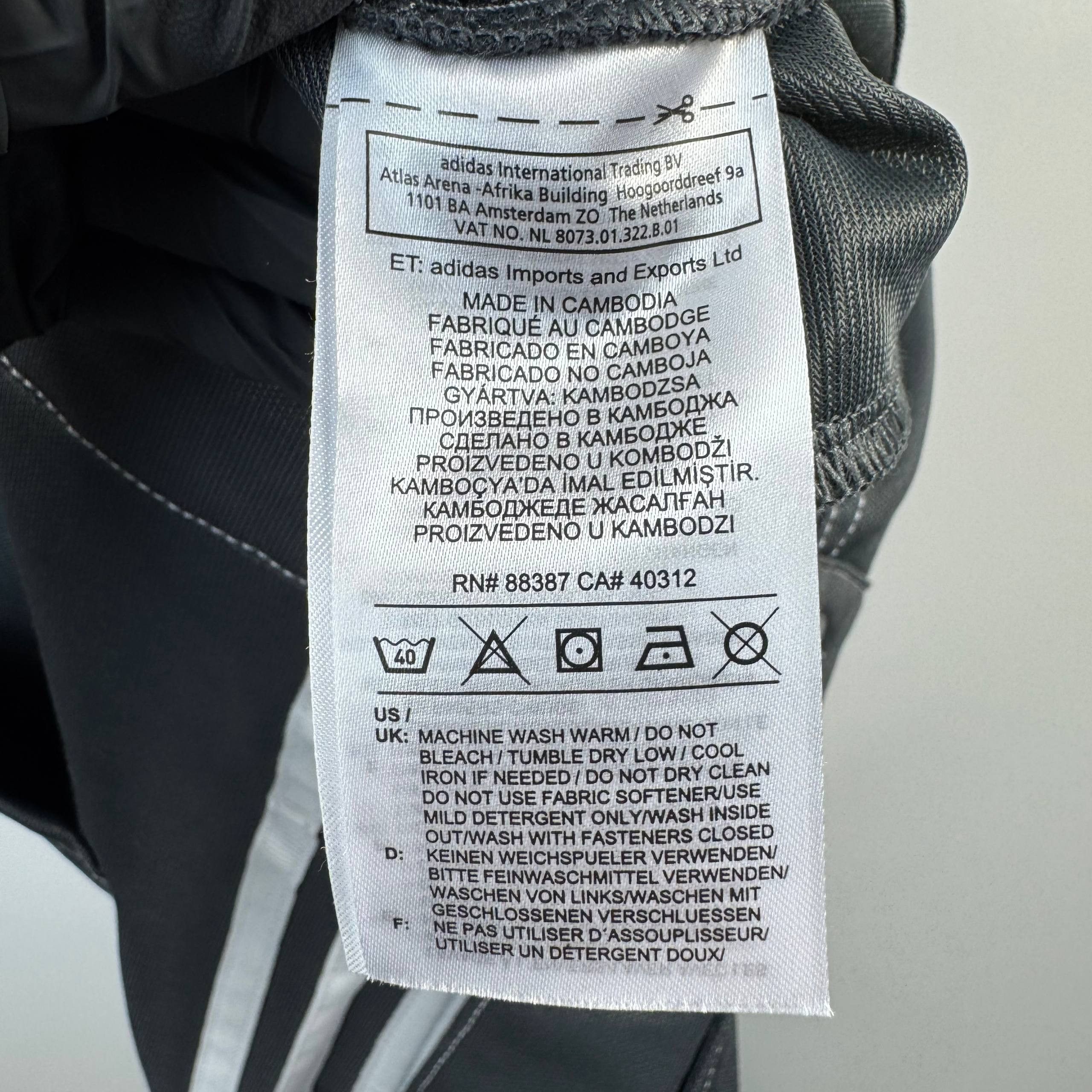 Adidas Adidas 3 Stripe Dungarees Overalls DU8187 Women Size S Size 25" / US 0 / IT 36 - 5 Thumbnail