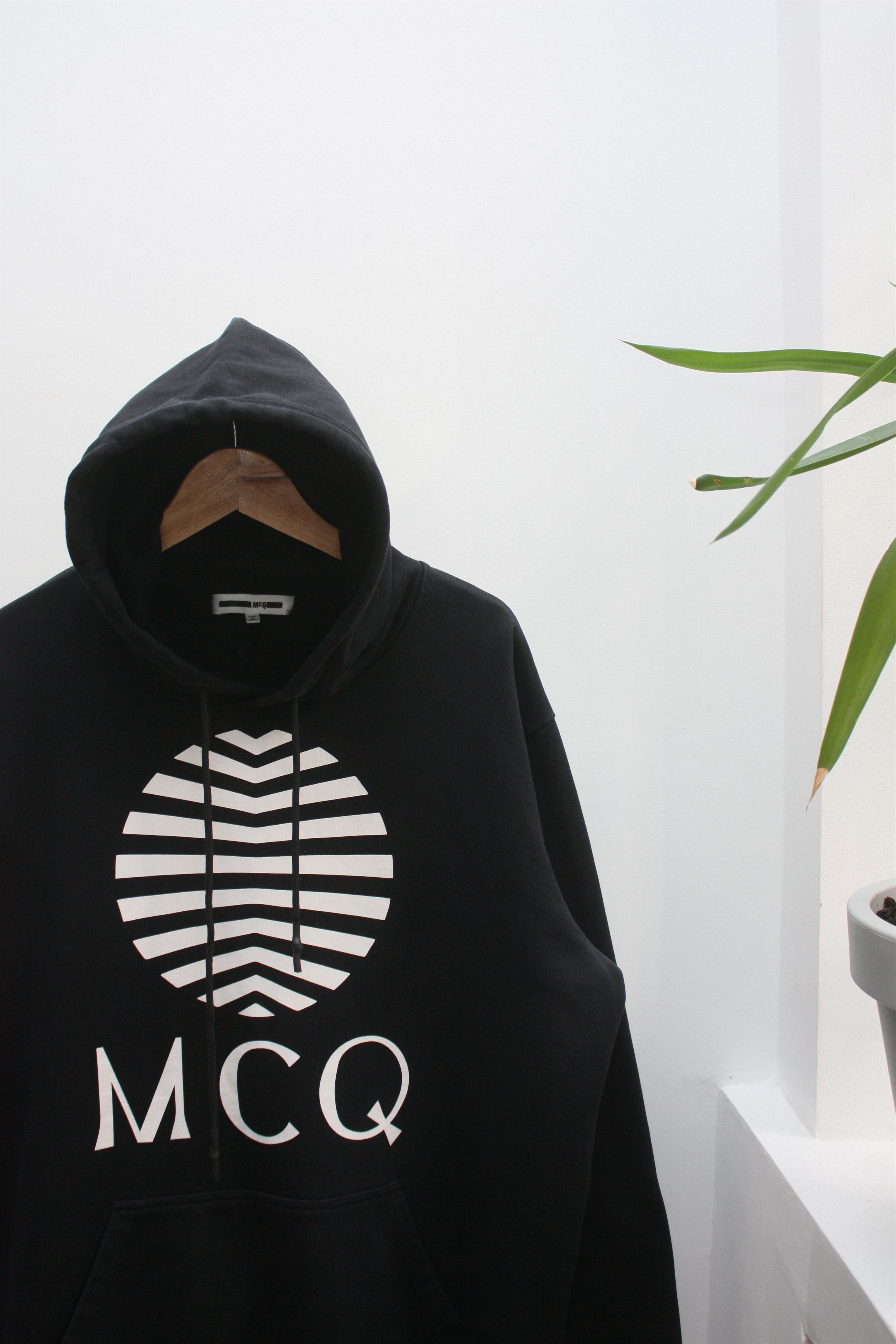 MCQ Alexander McQueen Black MCQ Hoodie Size US XL / EU 56 / 4 - 1 Thumbnail