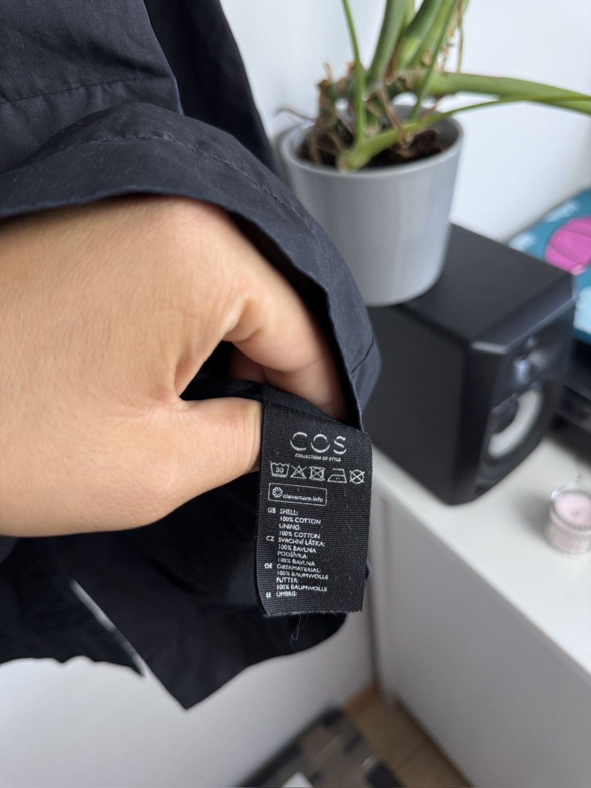 Cos Cos technical raincoat jacket XS tech wear streetwear casual Size XS / US 0-2 / IT 36-38 - 4 Thumbnail