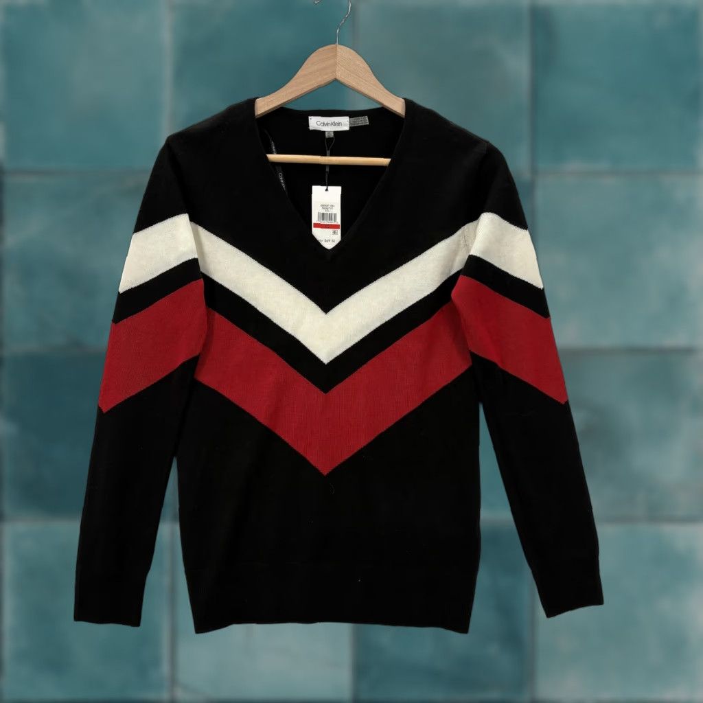 Calvin Klein Calvin Klein Sweater Womens XS Black Chevron Stripe V Neck Acrylic Knit Pullover Size XS / US 0-2 / IT 36-38 - 1 Thumbnail