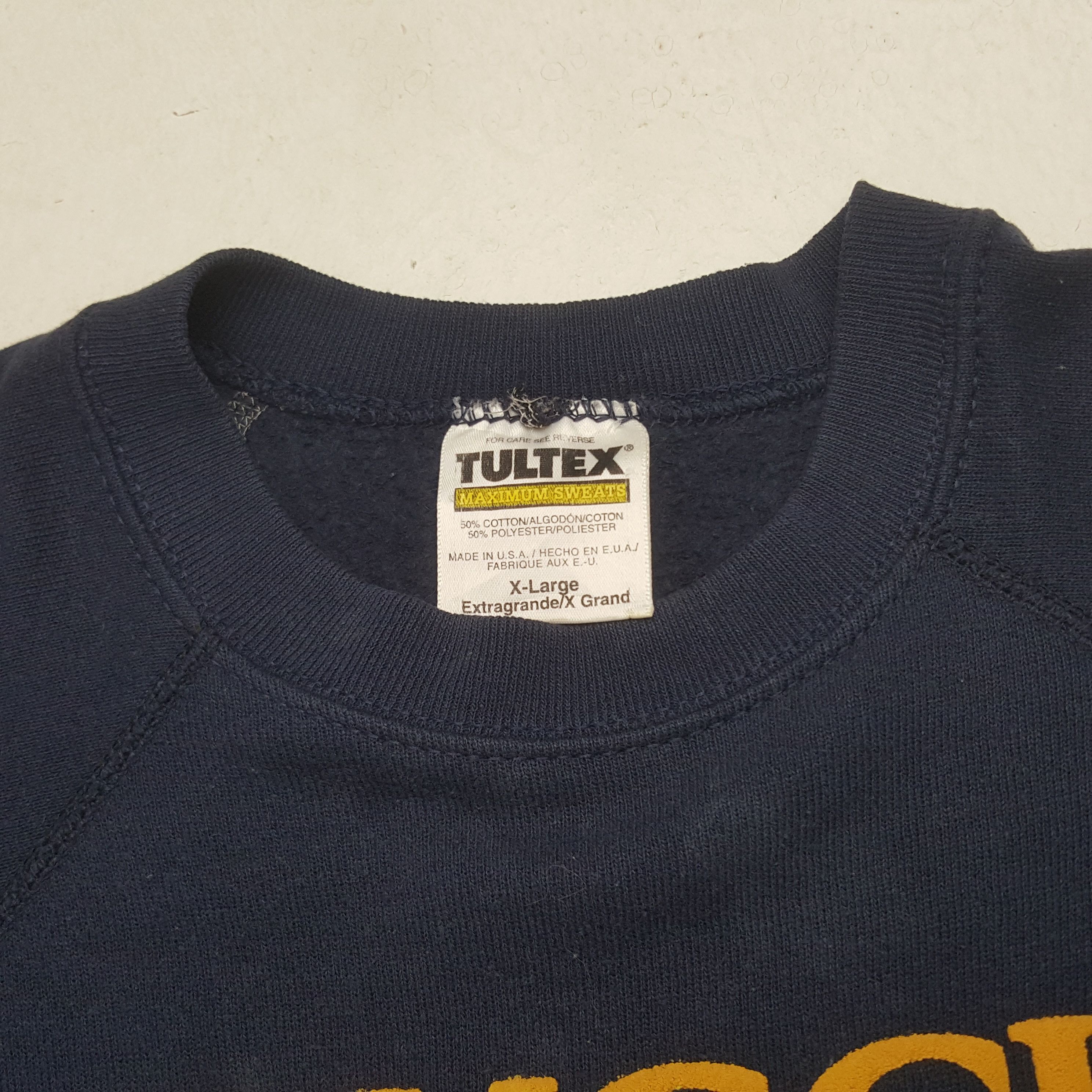 Designer Vintage Gucci Square Logo Sweatshirt Size US L / EU 52-54 / 3 - 4 Thumbnail