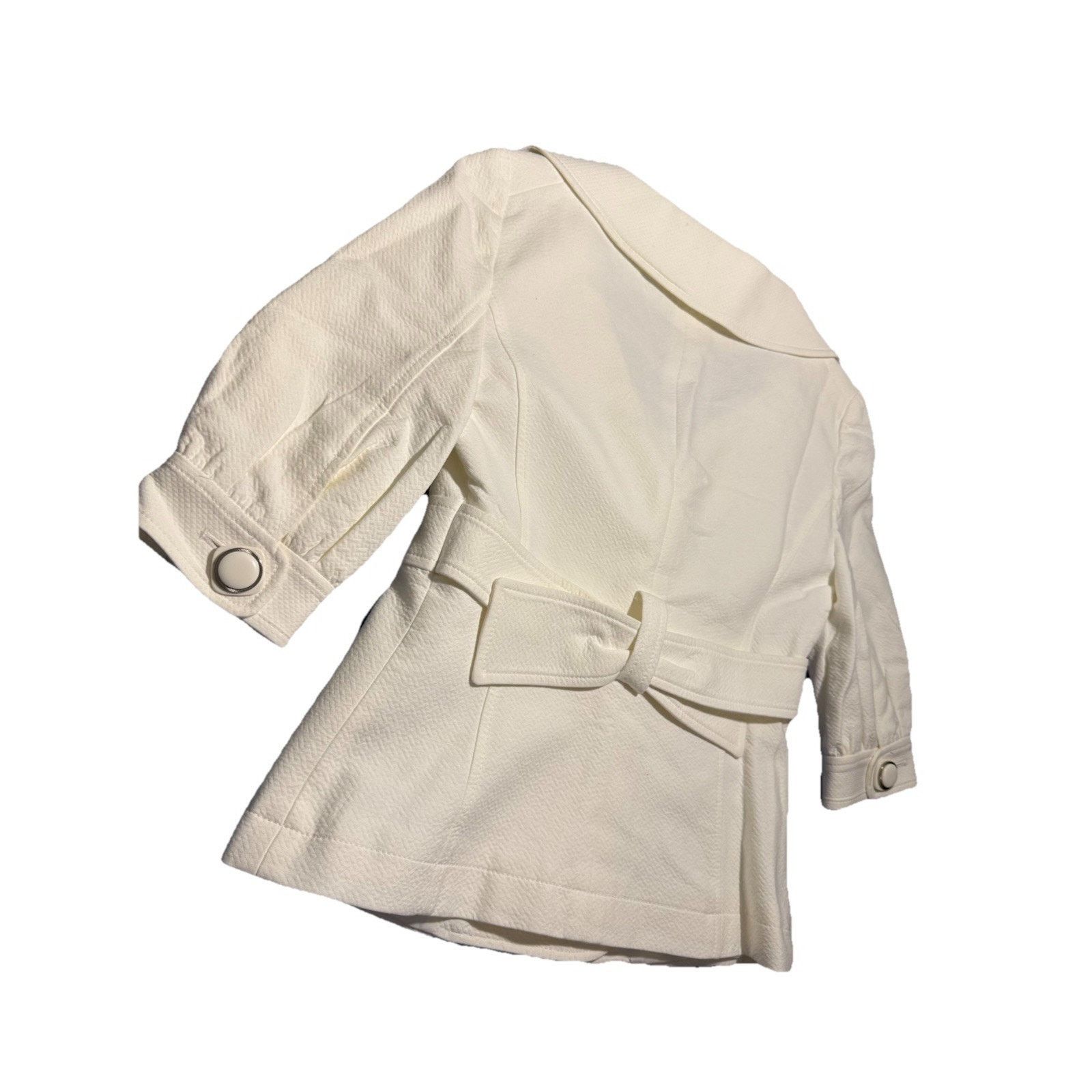 Dolce & Gabbana Dolce & Gabbana Short Blazer White Pearl Button Size 40 Mint Size S / US 4 / IT 40 - 16 Thumbnail