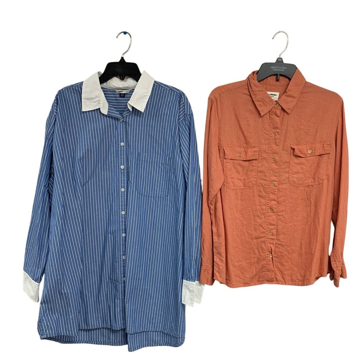 American Eagle Outfitters 2 New American Eagle Womens Medium Collared Button Up Shirts Size M / US 6-8 / IT 42-44 - 1 Thumbnail