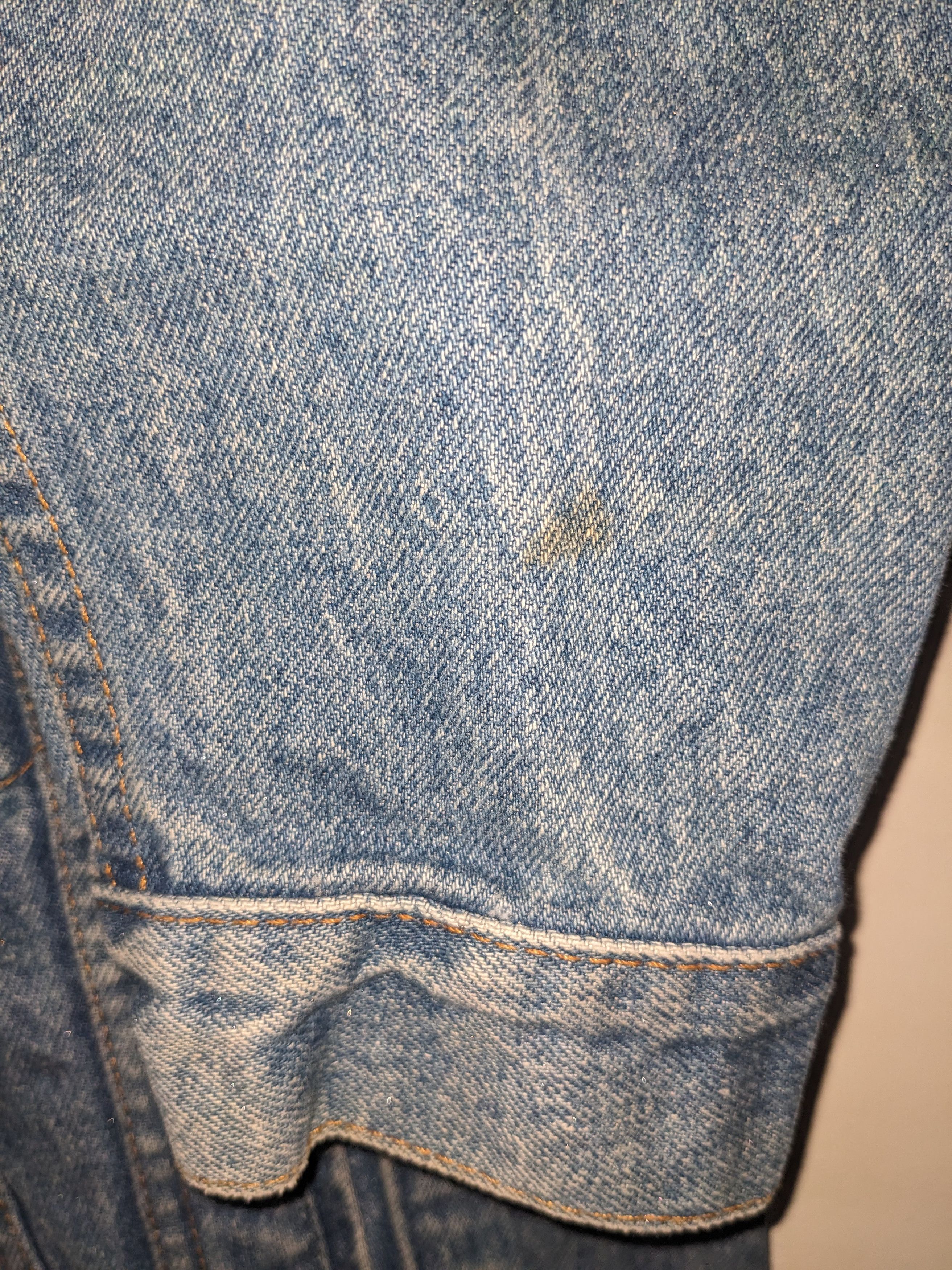 Levi's × Vintage Vintage 90s Levi Blue Medium Denim Trucker Jacket Size US M / EU 48-50 / 2 - 4 Thumbnail