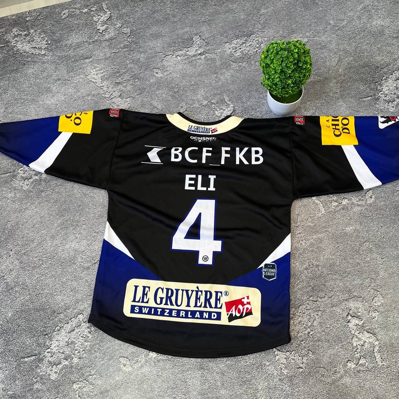 Other Hokey Jersey HC Fribourg Gottéron Trikot ELI #4 Jersey 22/23 Size US XS / EU 42 / 0 - 6 Thumbnail