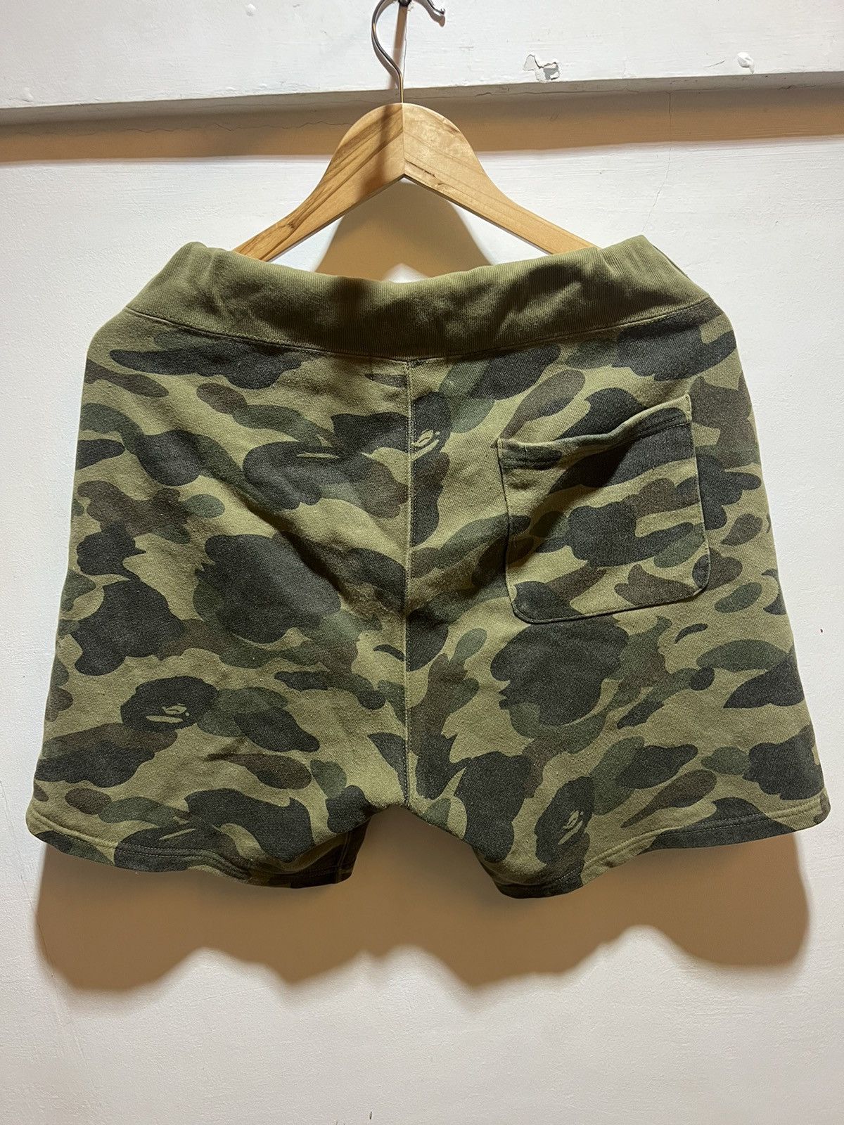Bape Bape shark camo shorts Size US 30 / EU 46 - 2 Thumbnail