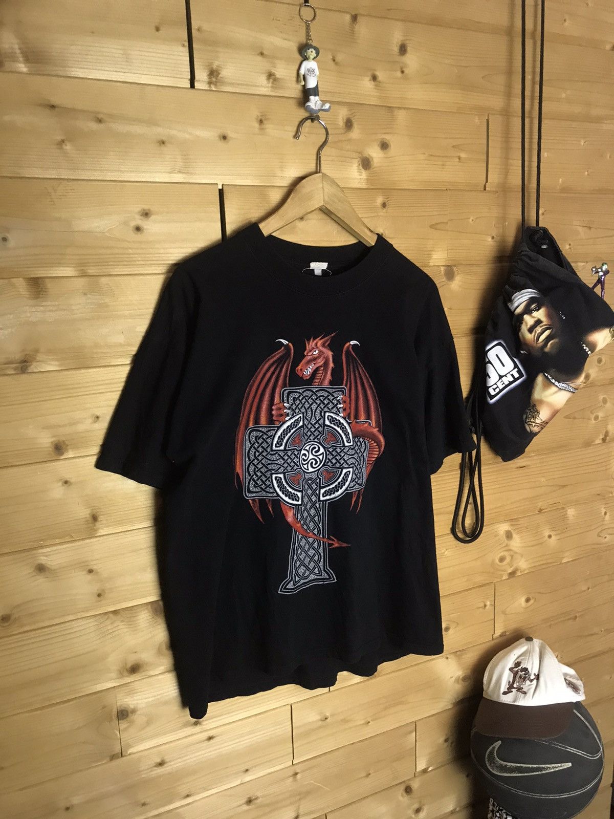 Vintage Vintage 90s Dragon Hewlin t-shirt Size US XL / EU 56 / 4 - 1 Thumbnail
