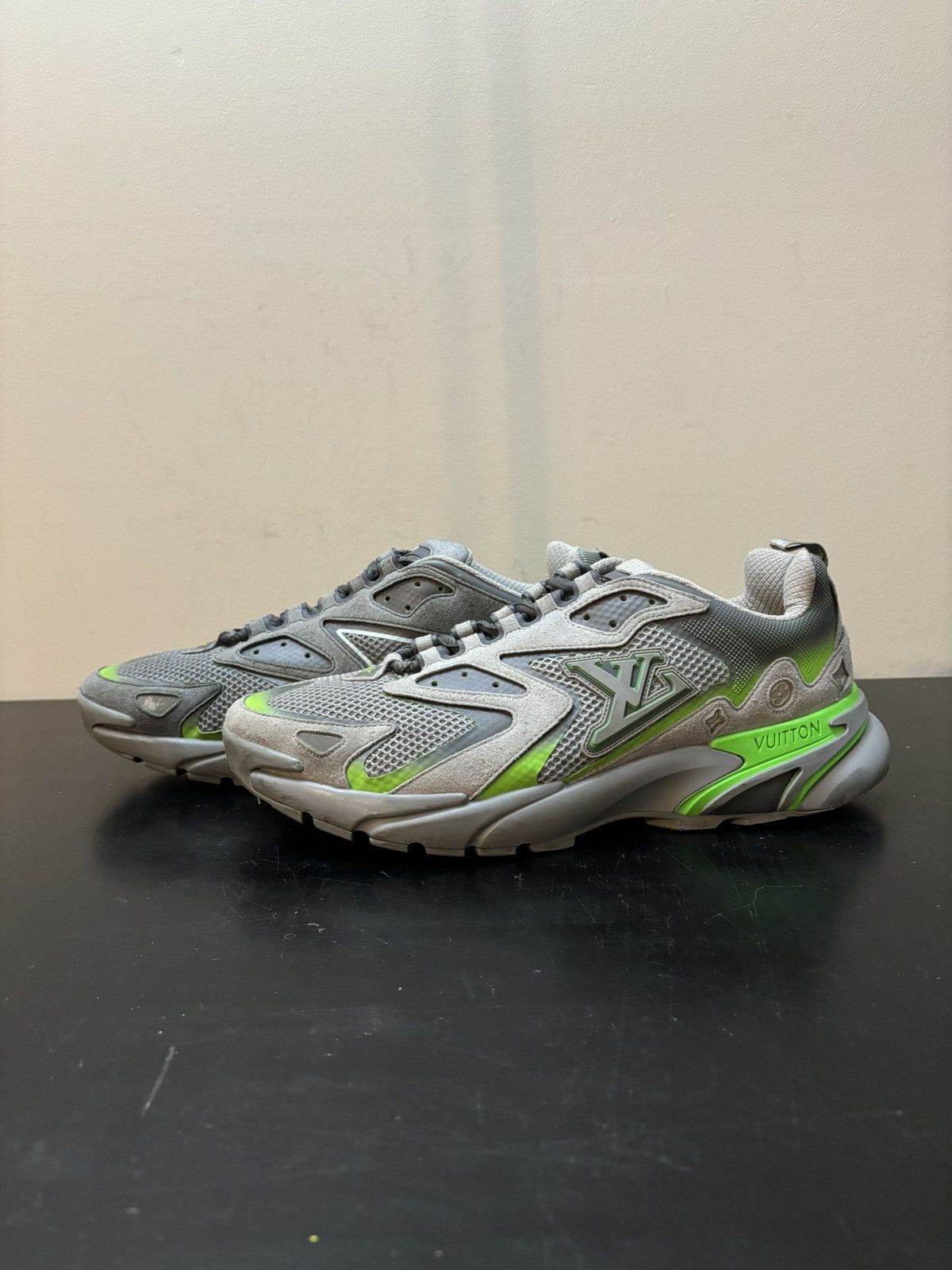 Louis Vuitton Louis Vuitton Tactic Runner Grey Green Size US 7 / EU 40 - 1 Thumbnail