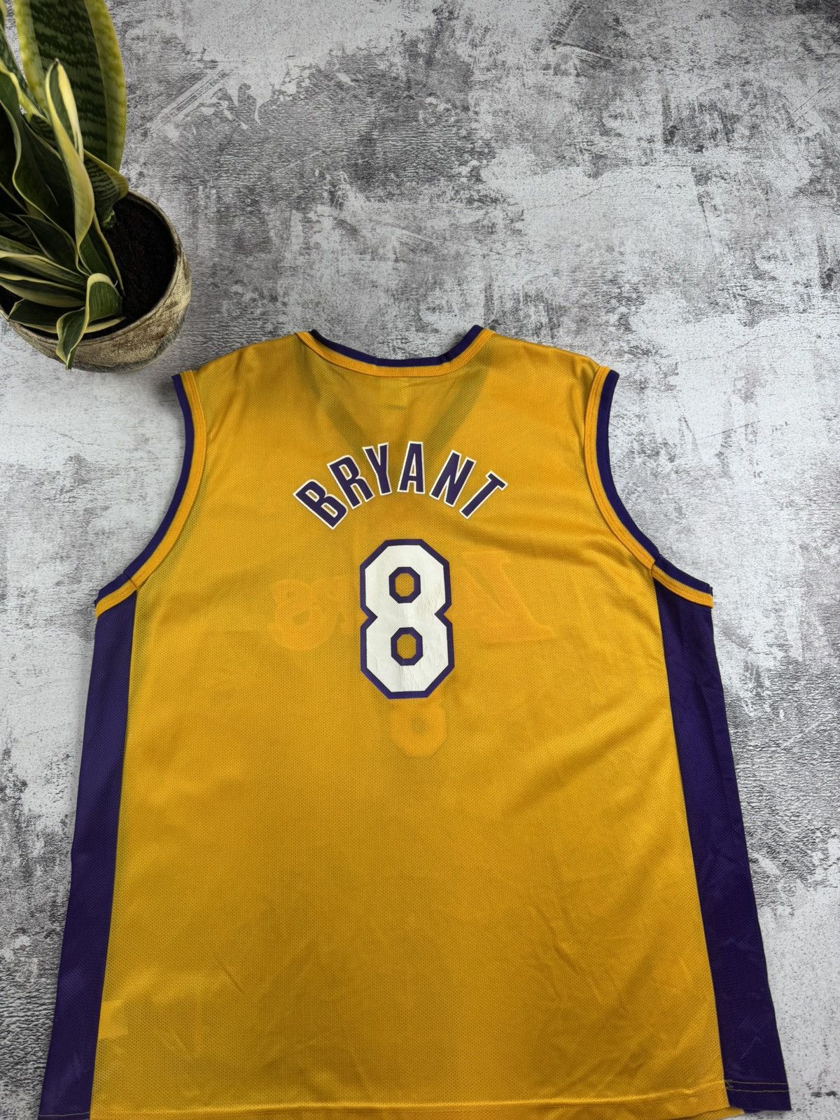 NBA Vintage Lakers Kobe Bryant #8 Rap Shirt Basketball Jersey Size US L / EU 52-54 / 3 - 15 Thumbnail