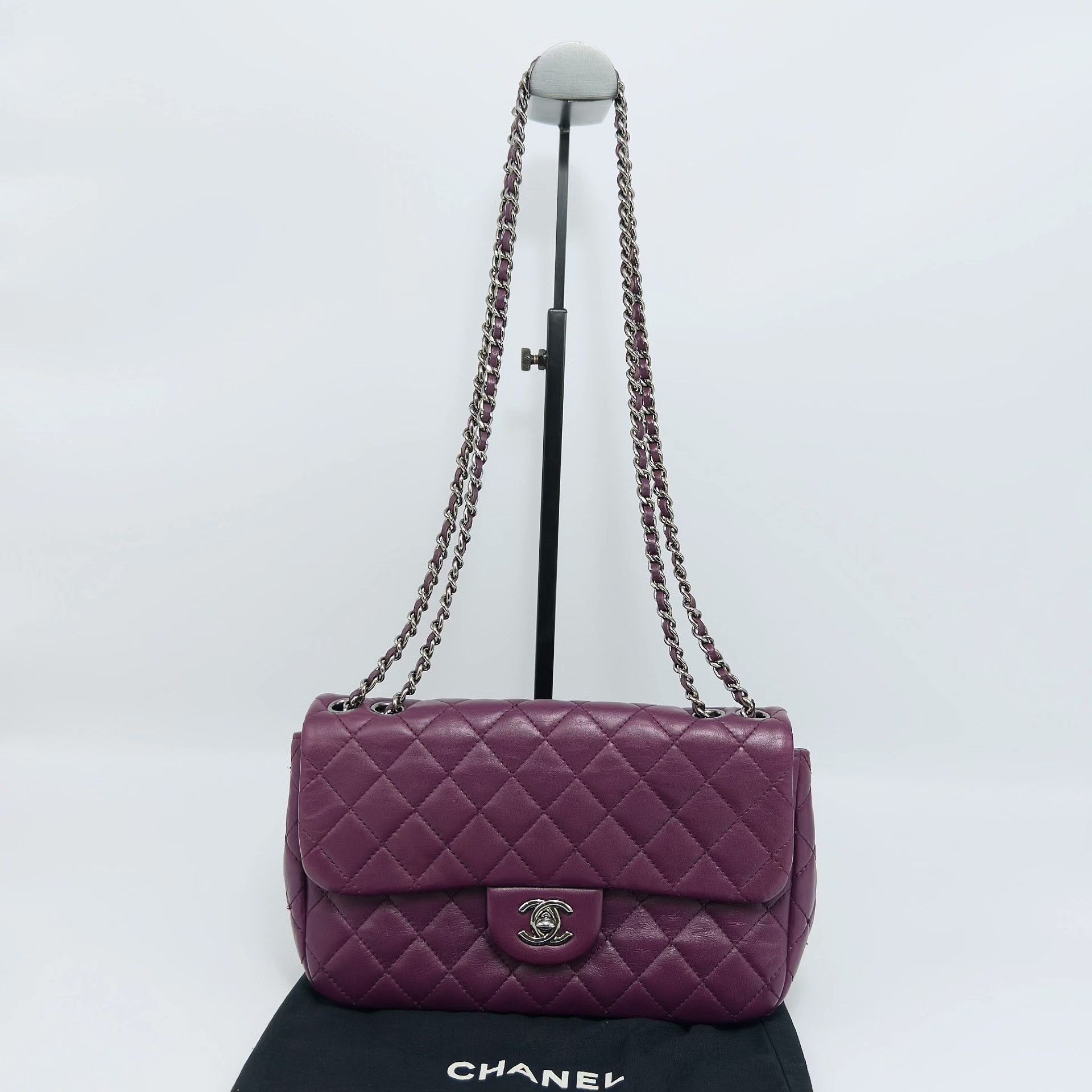 Chanel Pre-loved Bag Very good condition Size ONE SIZE - 1 Thumbnail