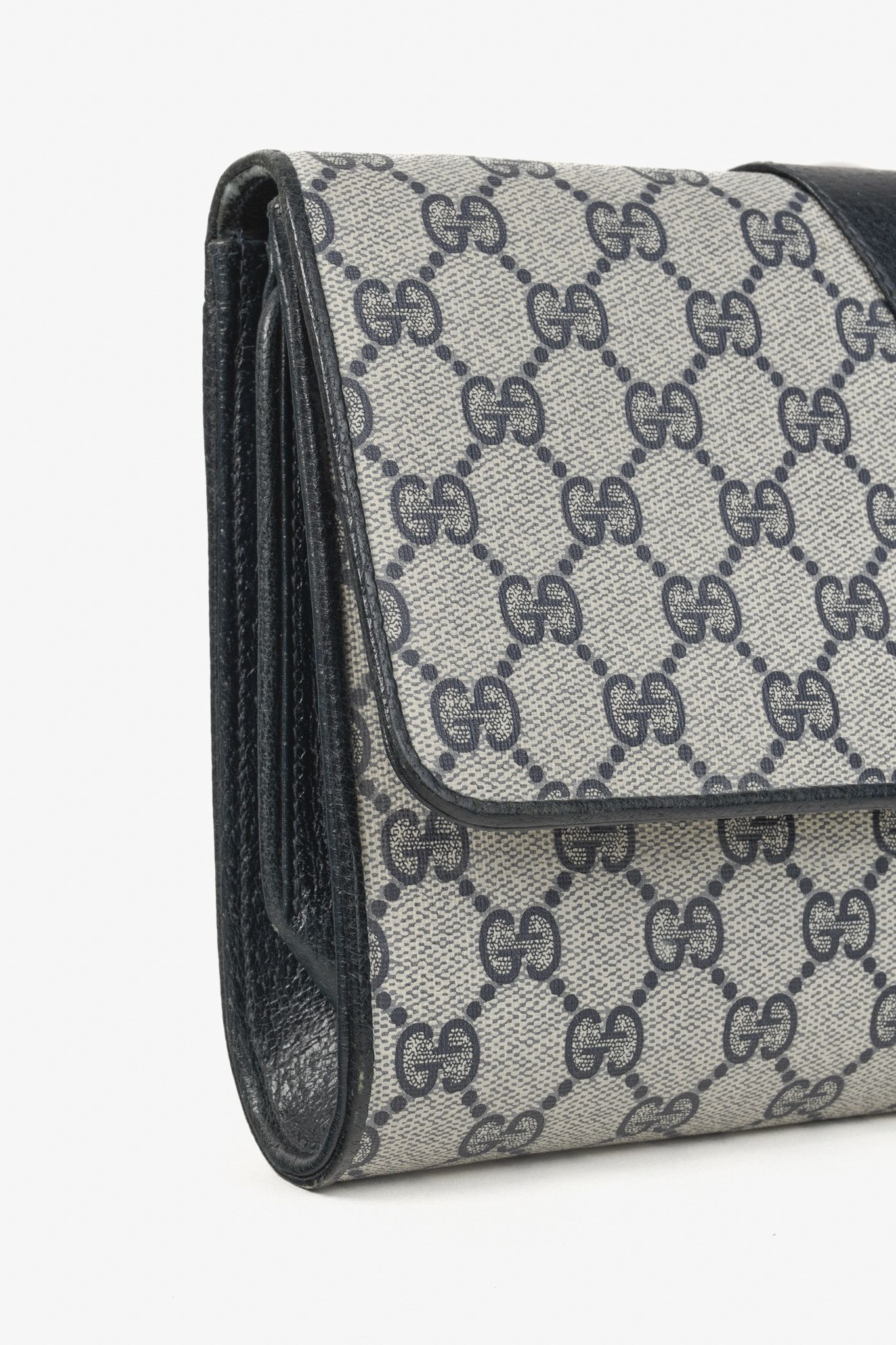 Gucci Gucci Vintage Navy Blue Monogram Clutch Bag Size ONE SIZE - 7 Thumbnail
