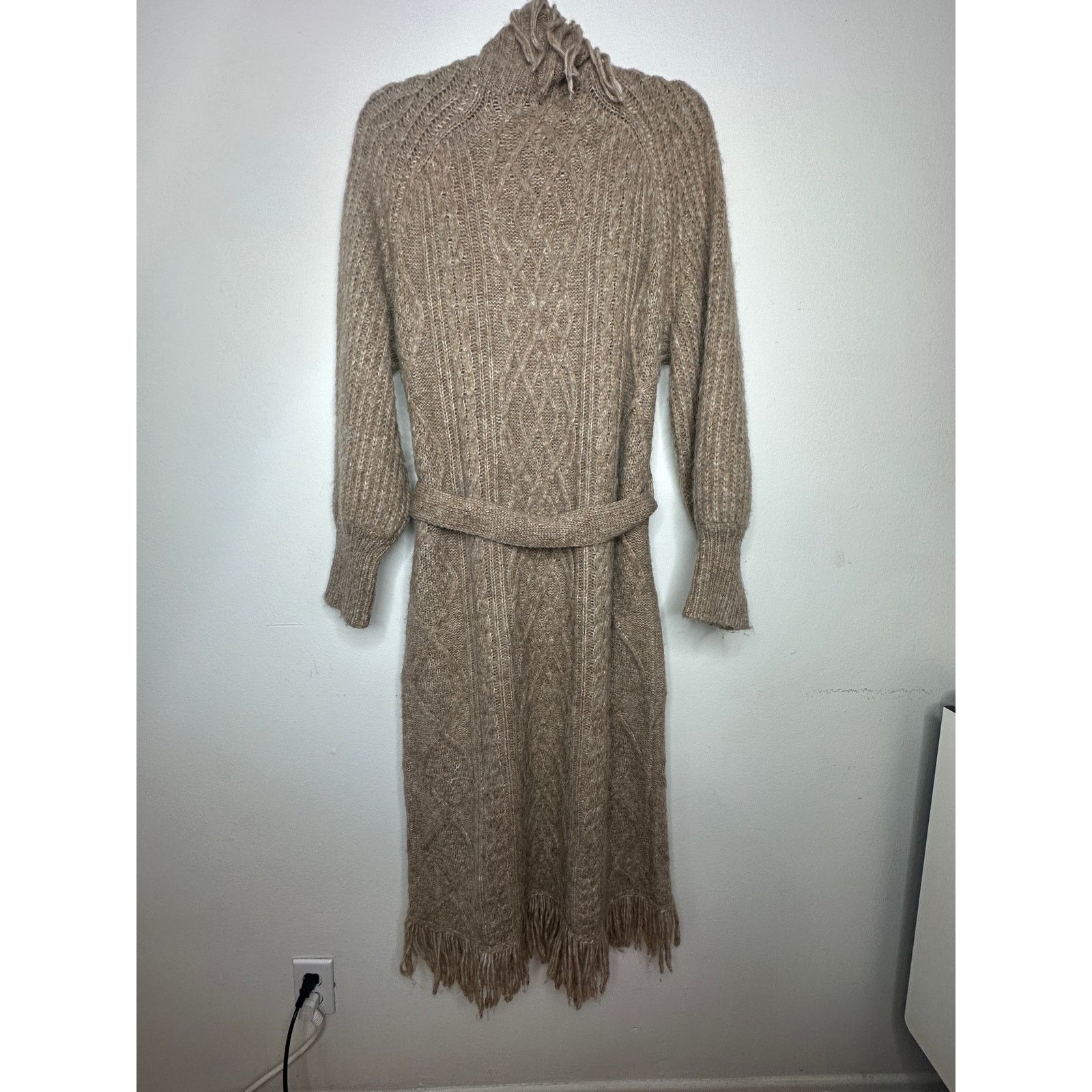 Other Olivaceous Tan Cream Cable Knit Fringe Trim Midi Cardigan L Size L / US 10 / IT 46 - 7 Thumbnail