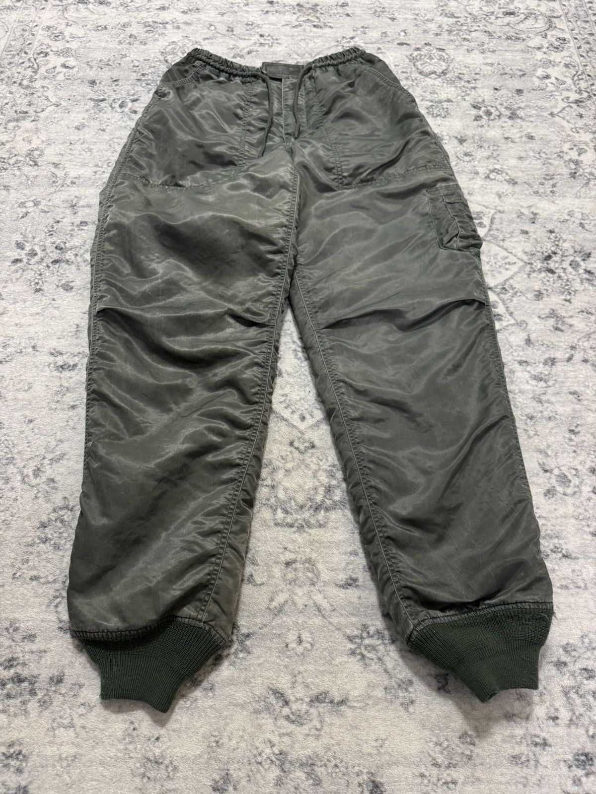 Japanese Brand VINTAGE HARD WASH QUILTED LINING FLIGHT BOMBER PANT Size US 32 / EU 48 - 1 Thumbnail