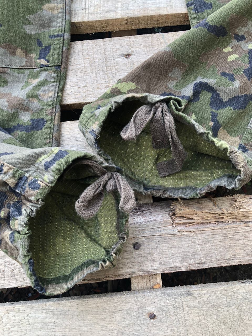 Vintage Vintage 80s Spanish Army Camouflage Cargo Pants Size US 33 - 7 Thumbnail