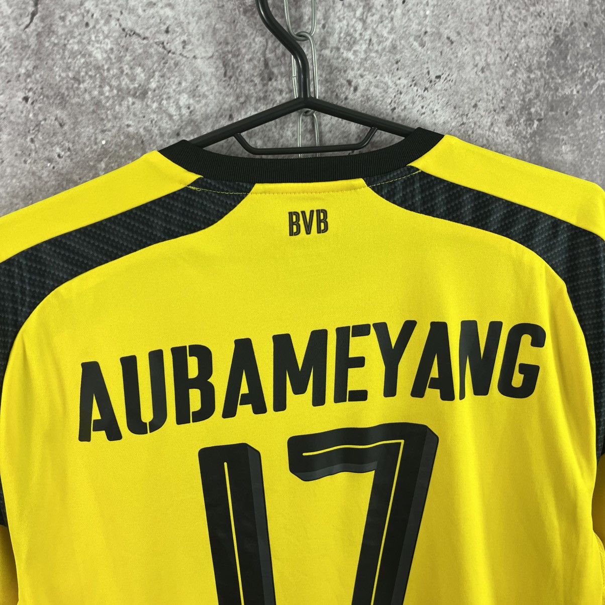 Puma Borussia Dortmund #17 Aubameyang Cup Shirt 2016/2017 Jersey Size US L / EU 52-54 / 3 - 10 Thumbnail