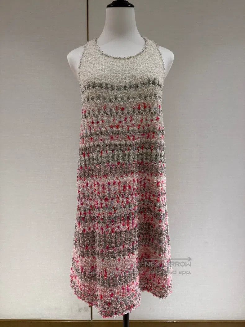Chanel Chanel Waterfall series pink tweed sequin dress Size XS / US 0-2 / IT 36-38 - 1 Thumbnail