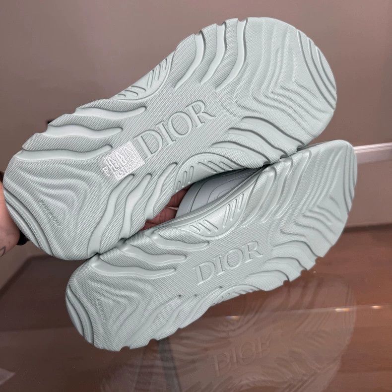 Dior Dior Mint Green SlipOn Sandals Size 41-2506 Size US 9.5 / IT 39.5 - 7 Thumbnail