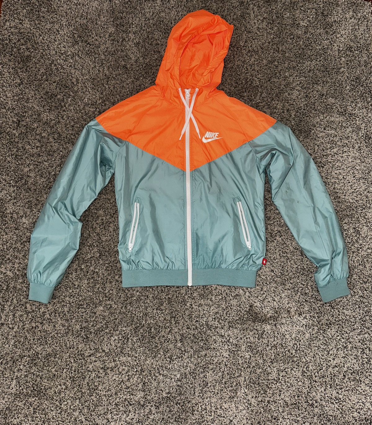Nike Nike Women’s Winbreaker Medium Cropped Size M / US 6-8 / IT 42-44 - 1 Thumbnail