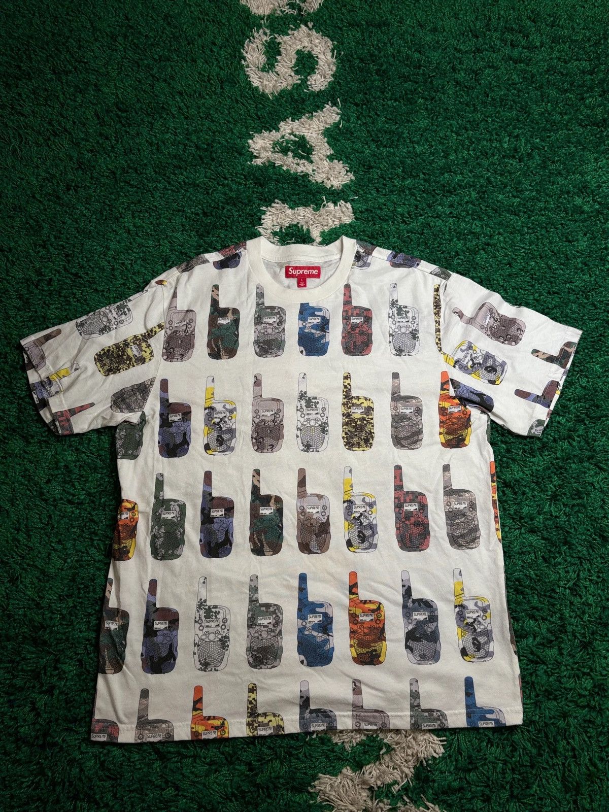 Supreme Supreme Walkie Talkie Tee Size Large Size US L / EU 52-54 / 3 - 1 Thumbnail