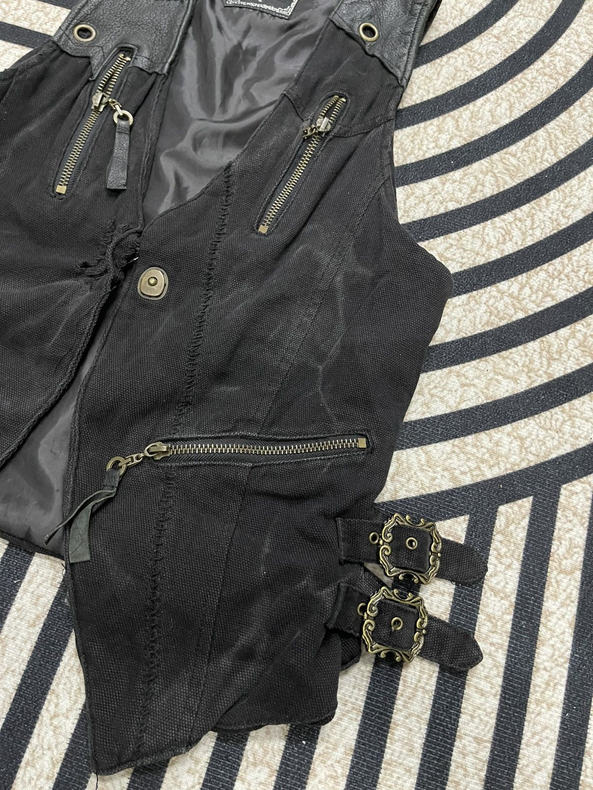 If Six Was Nine 2000s MIDAS PUNK VEST COTTON LEATHER DISTRESSED Size US S / EU 44-46 / 1 - 4 Thumbnail
