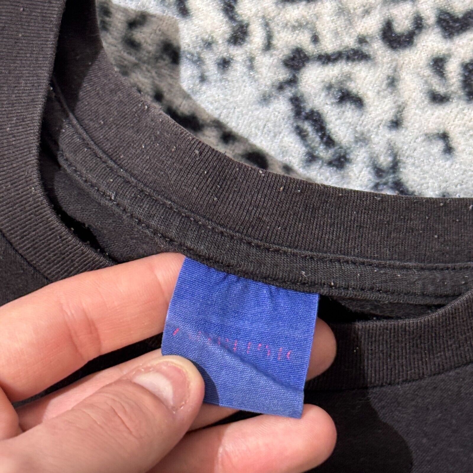 Champion × Vintage Vintage Black Cotton T-Shirt Size M Champion Spellout Logo Size US M / EU 48-50 / 2 - 6 Thumbnail