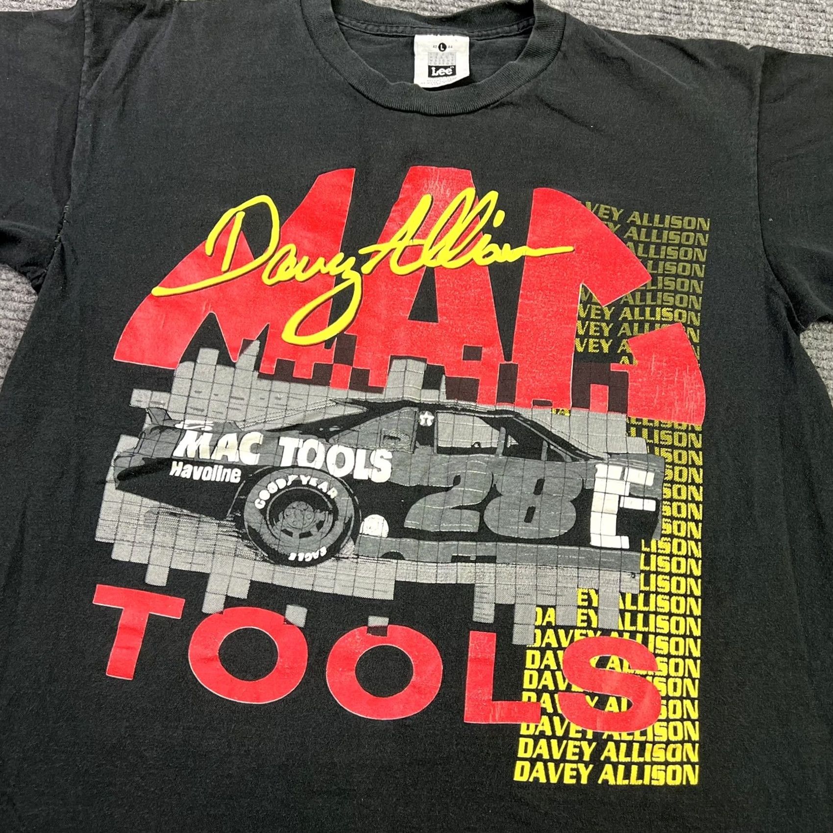 Lee VINTAGE Davey Allison Mac Tools NASCAR Racing Graphic T Shirt Shirt Mens Large Black 90s Short Sleeve Crew Neck Graphic Print Nascar Boys? Size US L / EU 52-54 / 3 - 7 Thumbnail