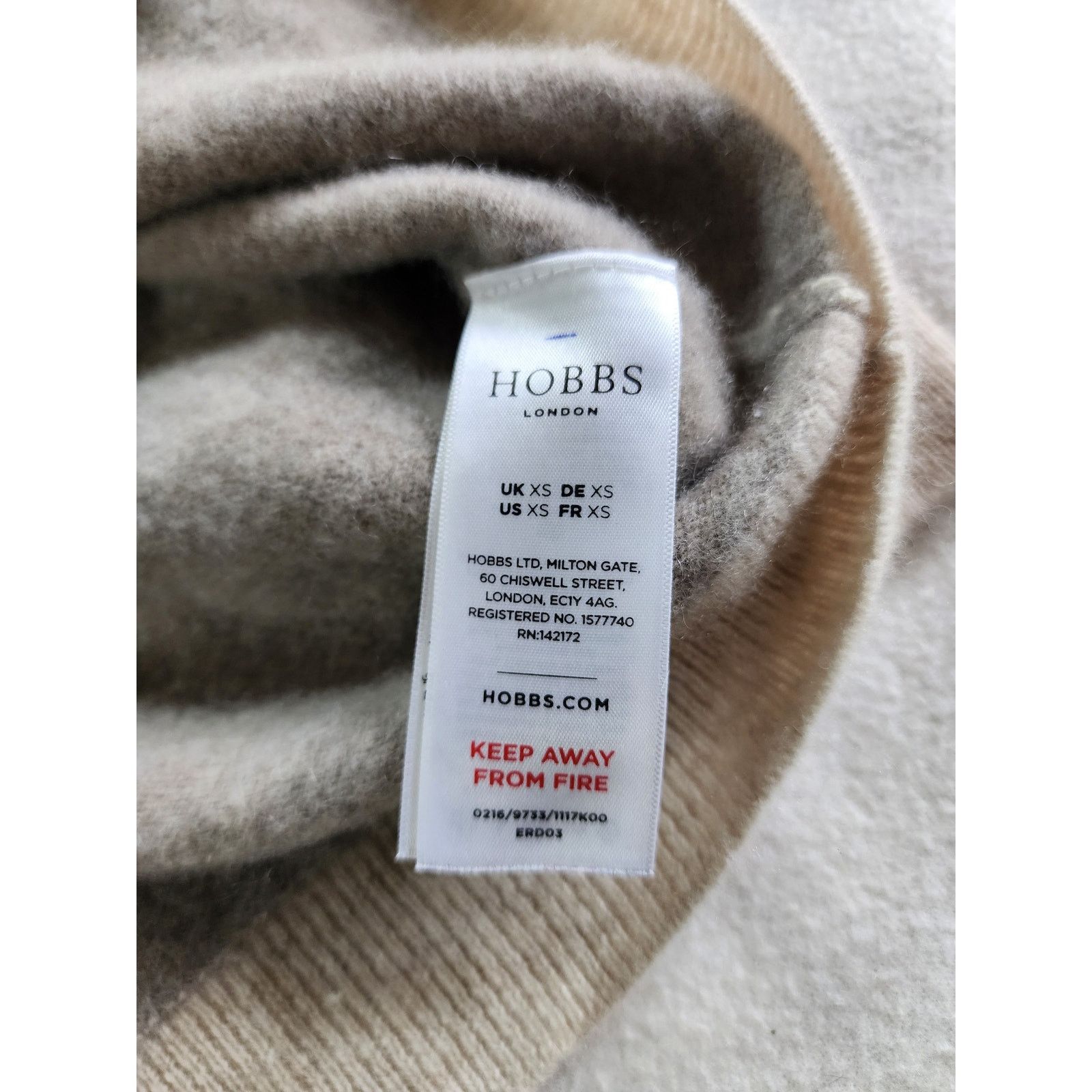 Hobbs London Hobbs London Color Block 100% Cashmere Sweater NWOT XS Boxy Size XS / US 0-2 / IT 36-38 - 7 Thumbnail