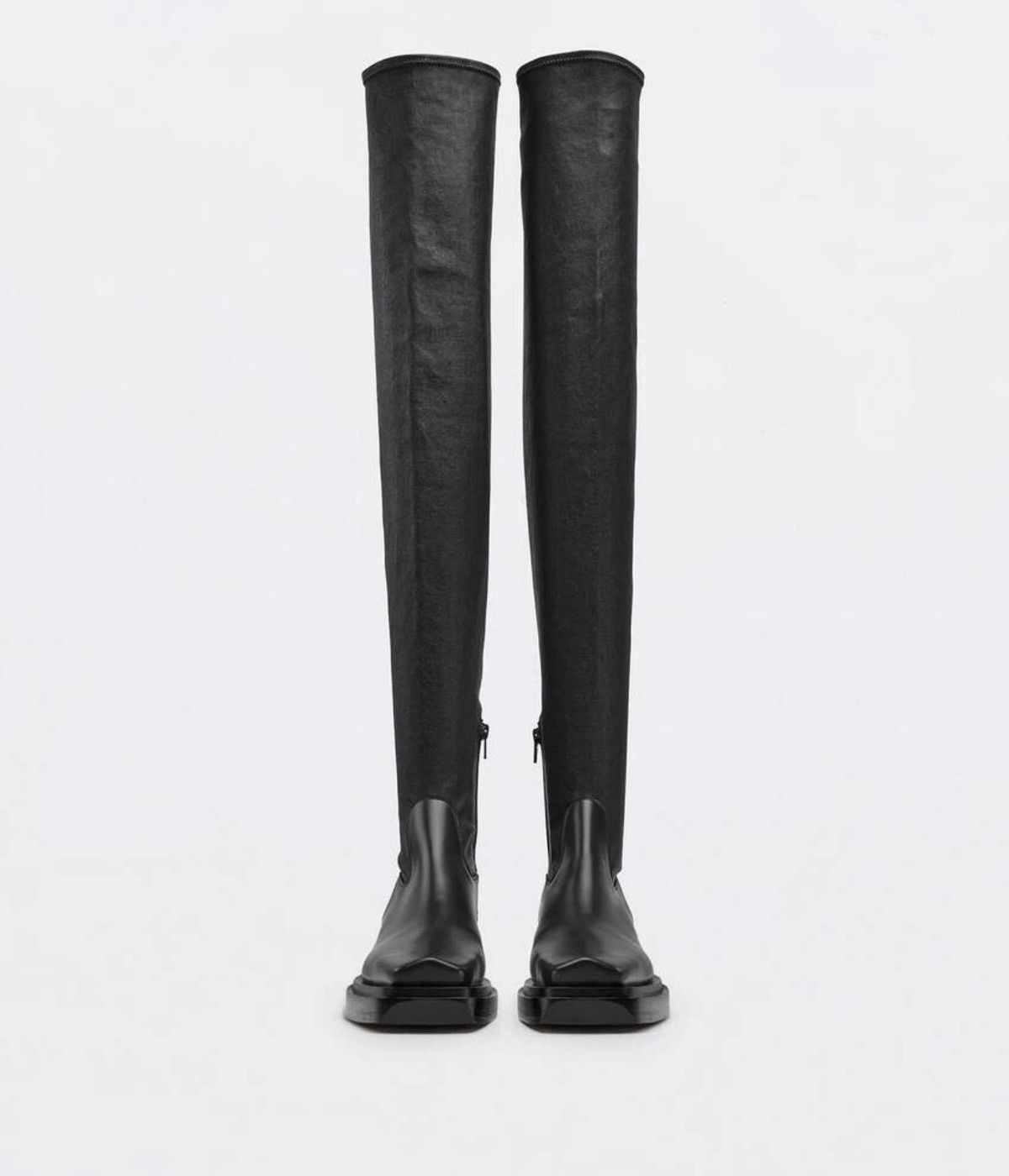Bottega Veneta The Over the knee leather lean boot - black Size US 8.5 / IT 38.5 - 1 Thumbnail