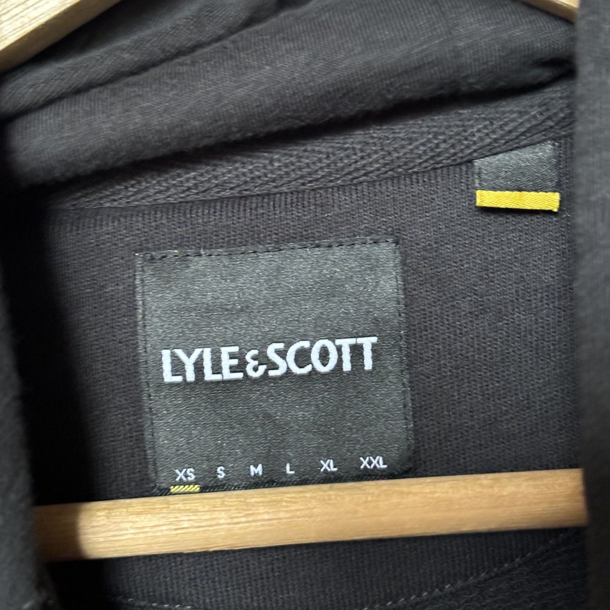 Lyle & Scott Lyle & Scott hoodie xs black hoodie streetwear casual Size US XS / EU 42 / 0 - 4 Thumbnail