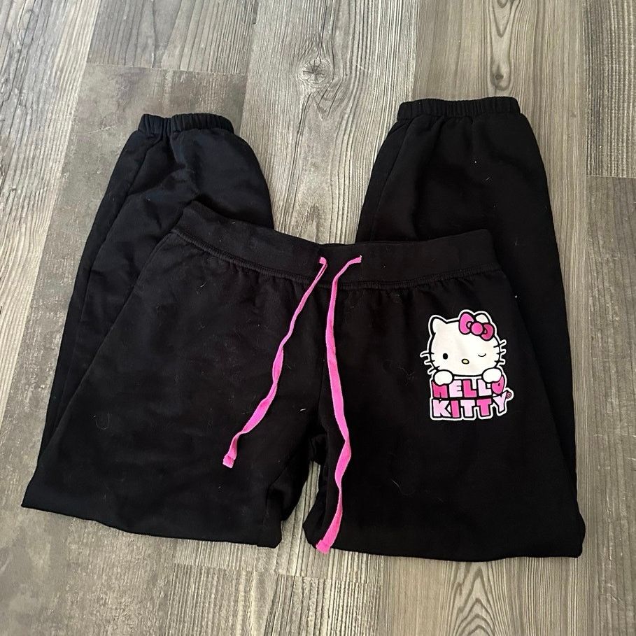 Other hello kitty sanrio capri black sweatpants Size 30" / US 8 / IT 44 - 1 Thumbnail