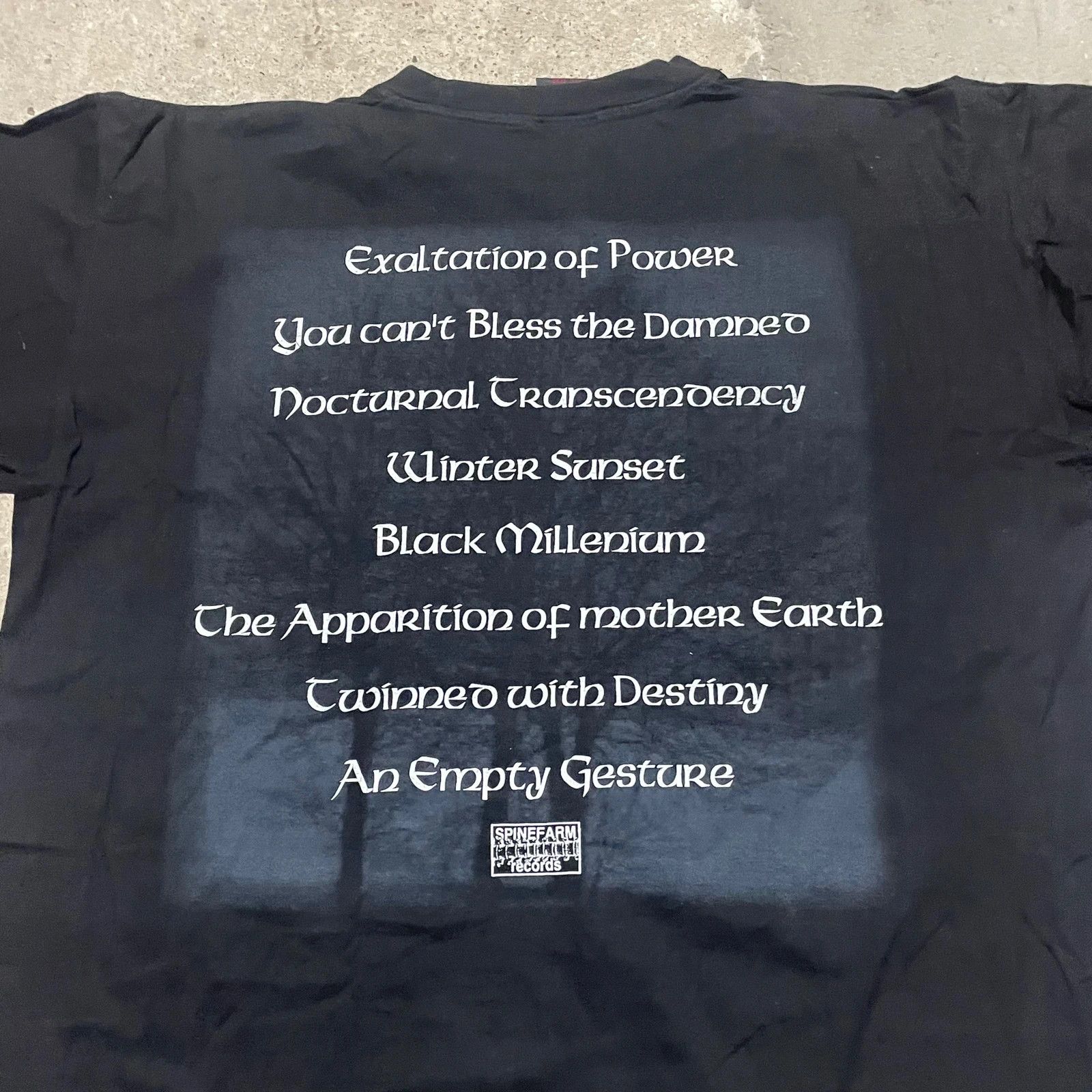 Band Tees December Moon 1996 t-shirt Size US XL / EU 56 / 4 - 4 Thumbnail