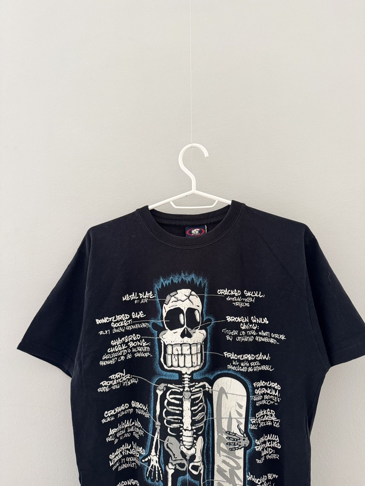 Vintage Vintage Skeleton Tee Guy Surf Skateboard Humor Y2K T shirt Size US S / EU 44-46 / 1 - 2 Thumbnail
