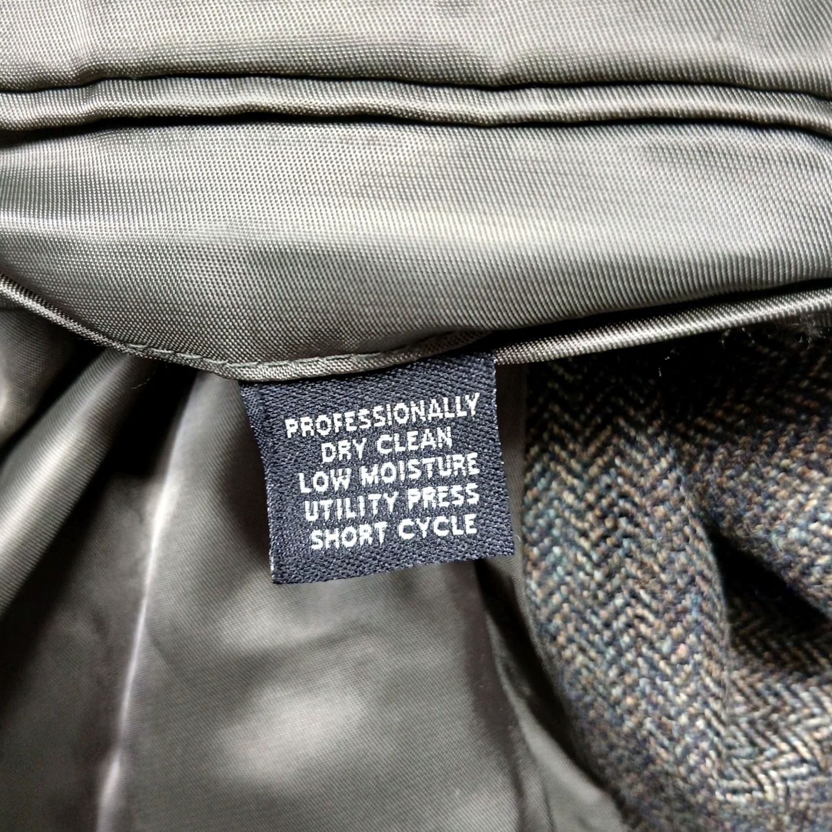 Jos. A. Bank Jos. A. Bank Sport Coat 44R Brown Herringbone Wool Men's Two Button Size 44R - 6 Thumbnail