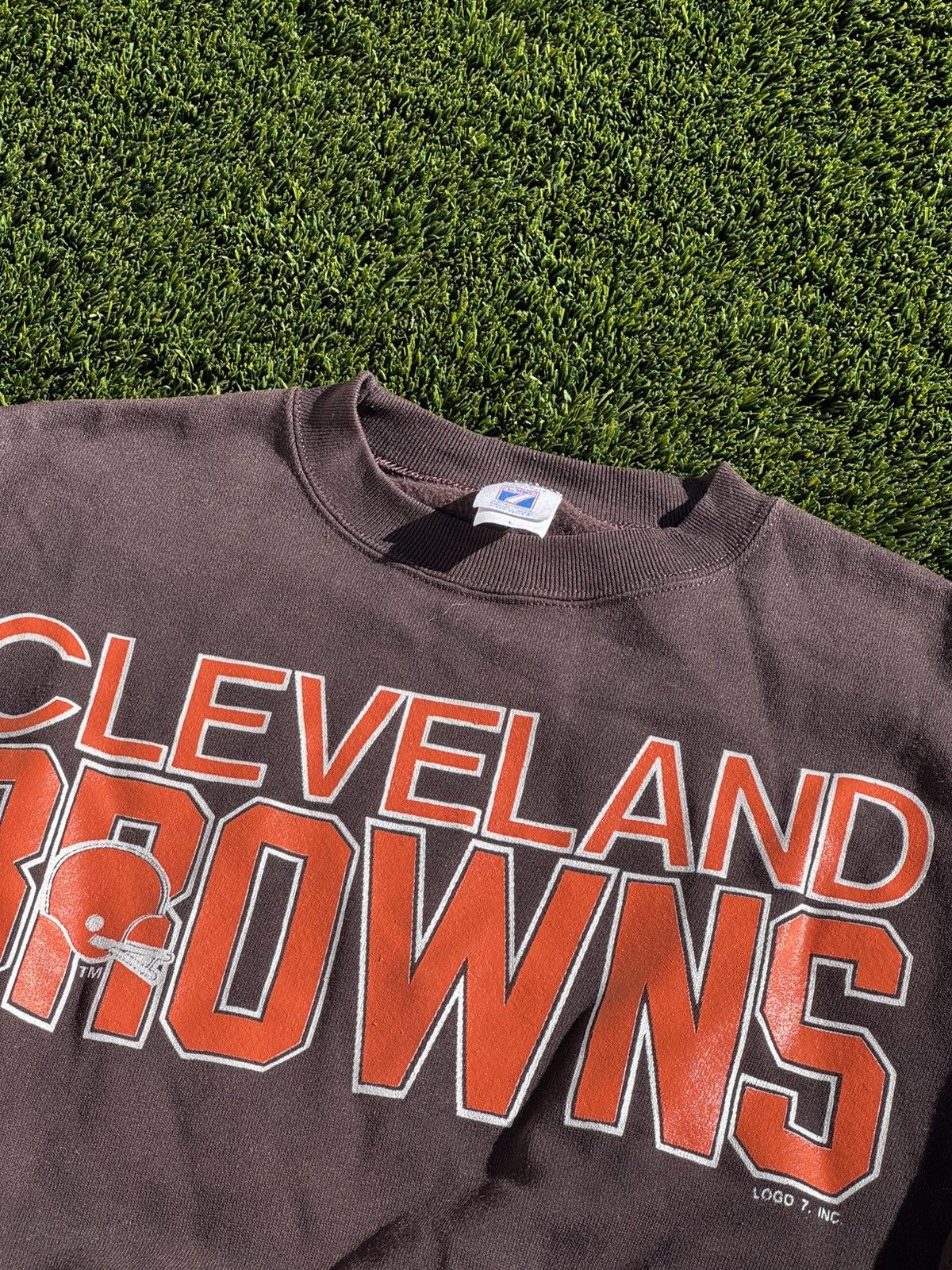Logo 7 LOGO 7 - CLEVELAND BROWNS CREWNECK Size US L / EU 52-54 / 3 - 3 Thumbnail