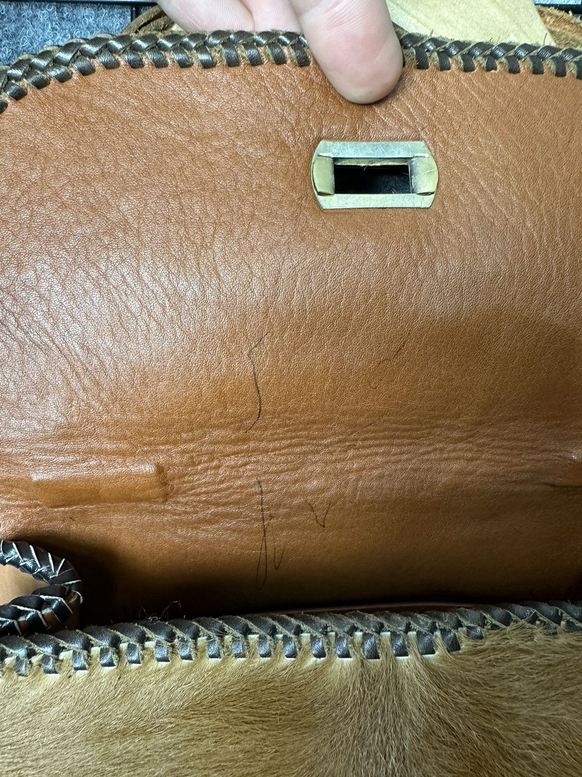 Genuine Leather Vintage Cowhide Leather Adjustable Strap Flap Bag Size OS Size ONE SIZE - 4 Thumbnail