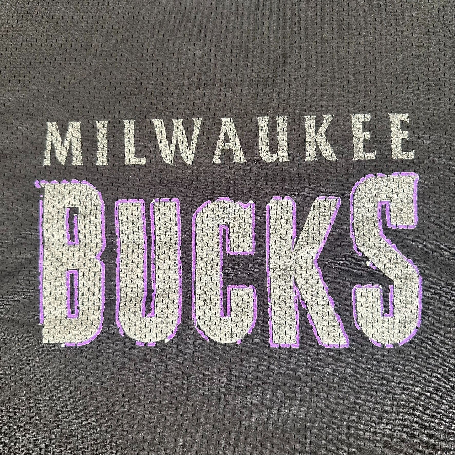 Puma Vintage Y2K Milwaukee Bucks Practice Jersey PUMA NBA Authent Size US XXL / EU 58 / 5 - 2 Thumbnail