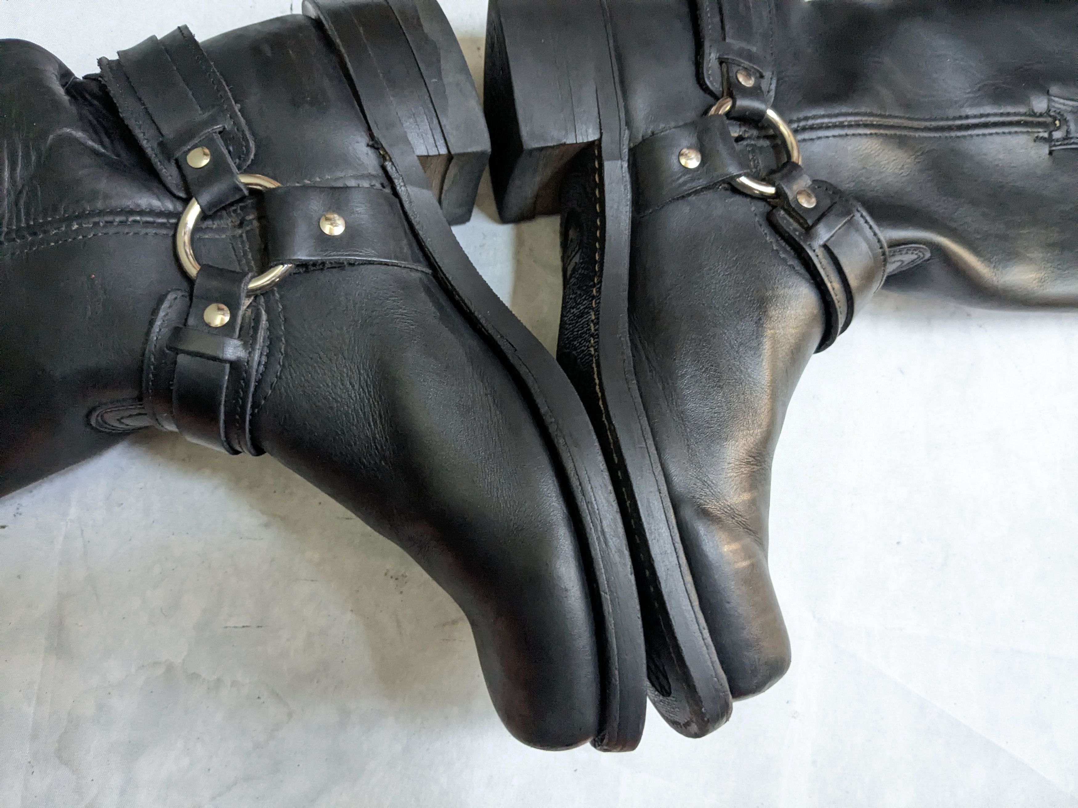 Frye Frye Harness Black Leather 9 W Wide Leather Buckle Belted Size US 9 / EU 42 - 12 Thumbnail