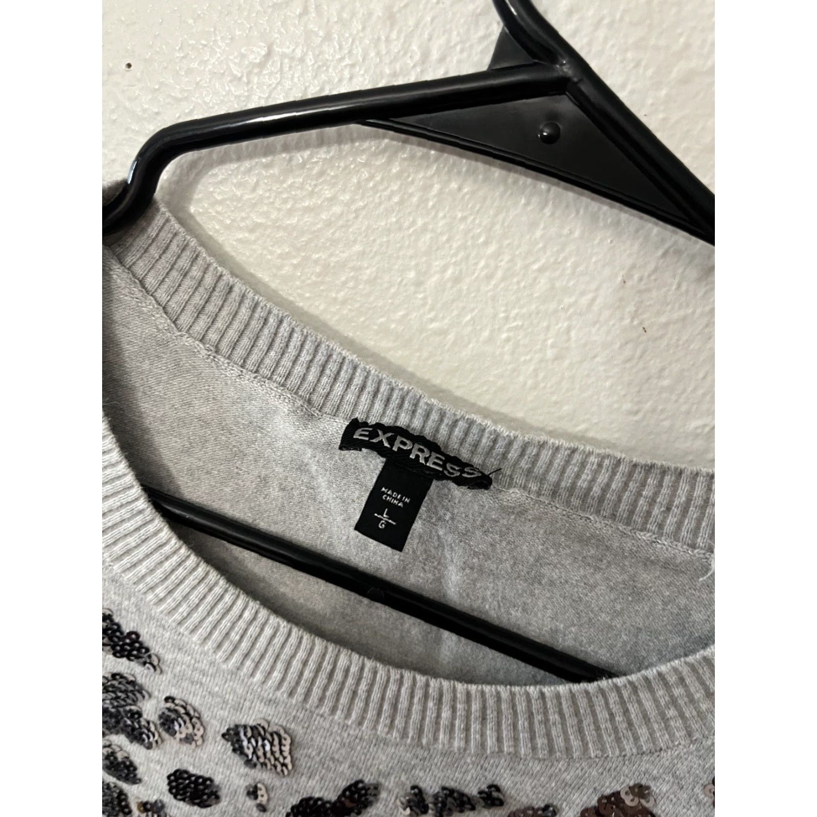 Express EXPRESS Sweater Pullover Gray Womens Large Size L Knit Lightweight 3/4 Sleeve Round Neck Bedazzled Pullover Size L / US 10 / IT 46 - 3 Thumbnail