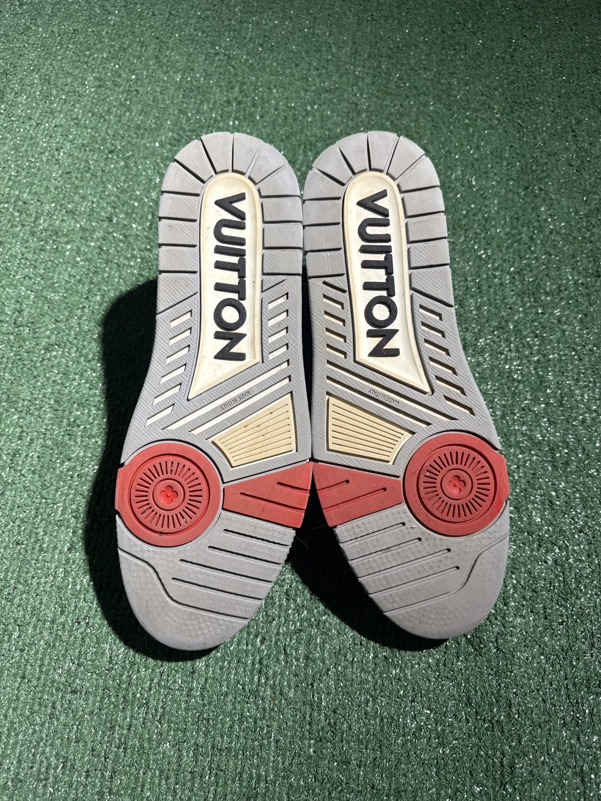 Louis Vuitton Louis vuitton trainer virgil abloh red yellow Size US 11 / EU 44 - 6 Thumbnail