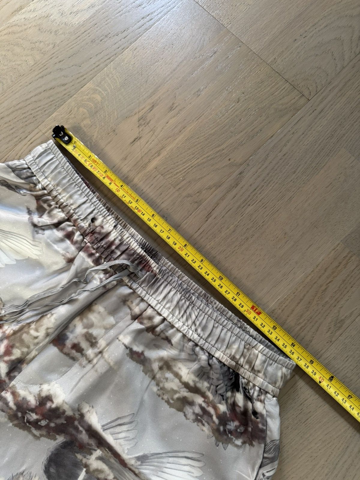 Amiri AMIRI silk shorts STUDY PHOTOS FOR REAL TAPE MEASUREMENTS Size US 32 / EU 48 - 7 Thumbnail