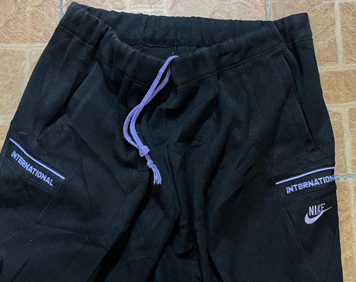 Nike Nike 80-90s japan vintage retro slim track pant purple logo Size US 32 / EU 48 - 9 Thumbnail