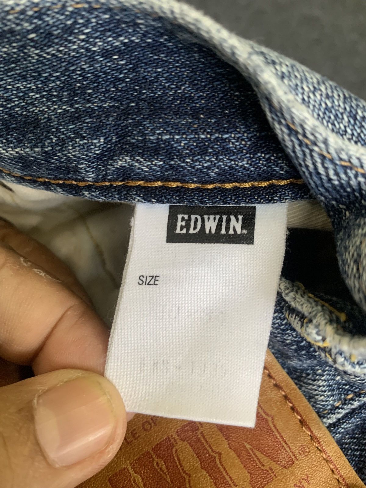 Edwin VINTAGE EDWIN 505z SELVEDGE. Size US 30 / EU 46 - 7 Thumbnail