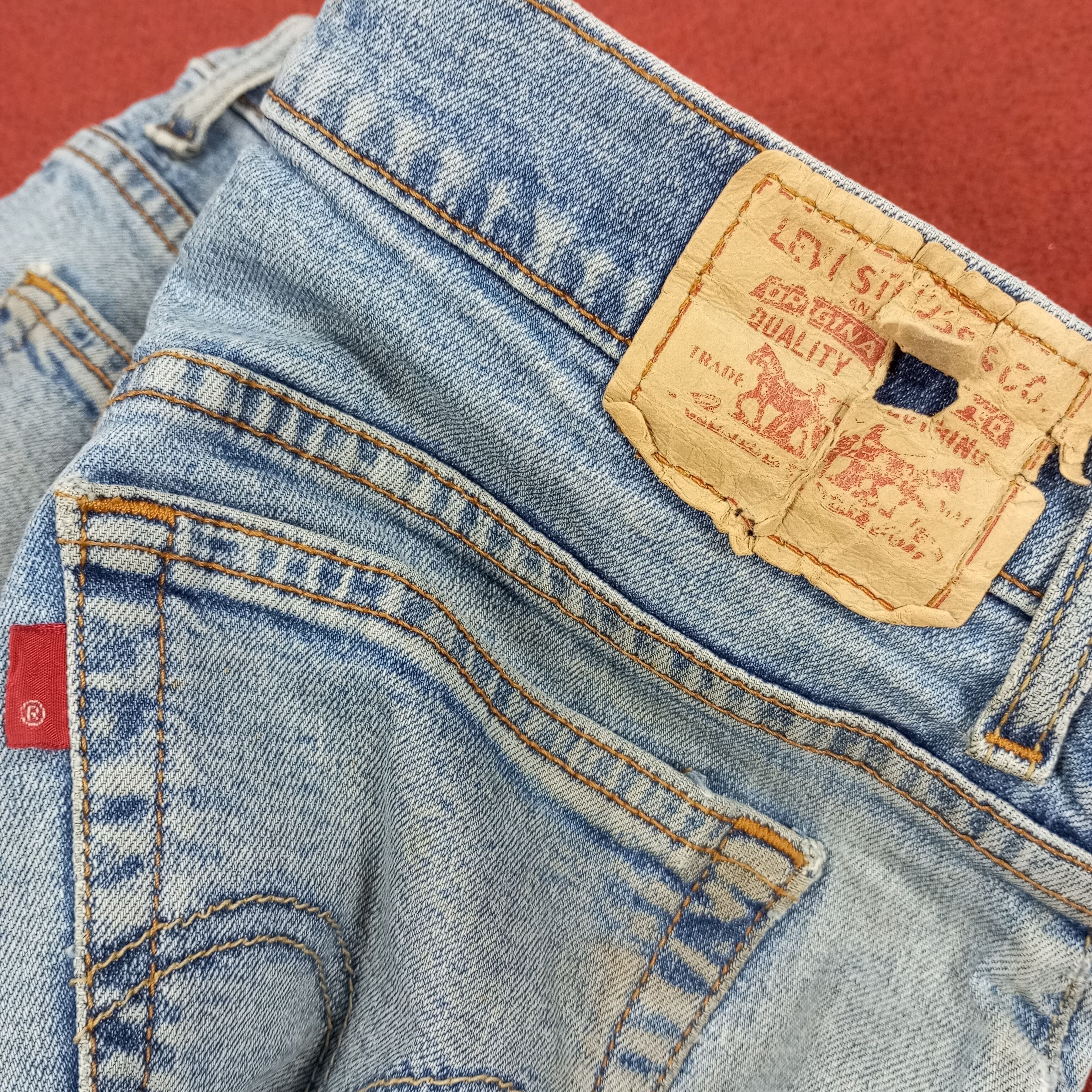 Levi's × Vintage Levis Jeans Relaxed Boot Cut Style Distressed Size 30" / US 8 / IT 44 - 14 Thumbnail