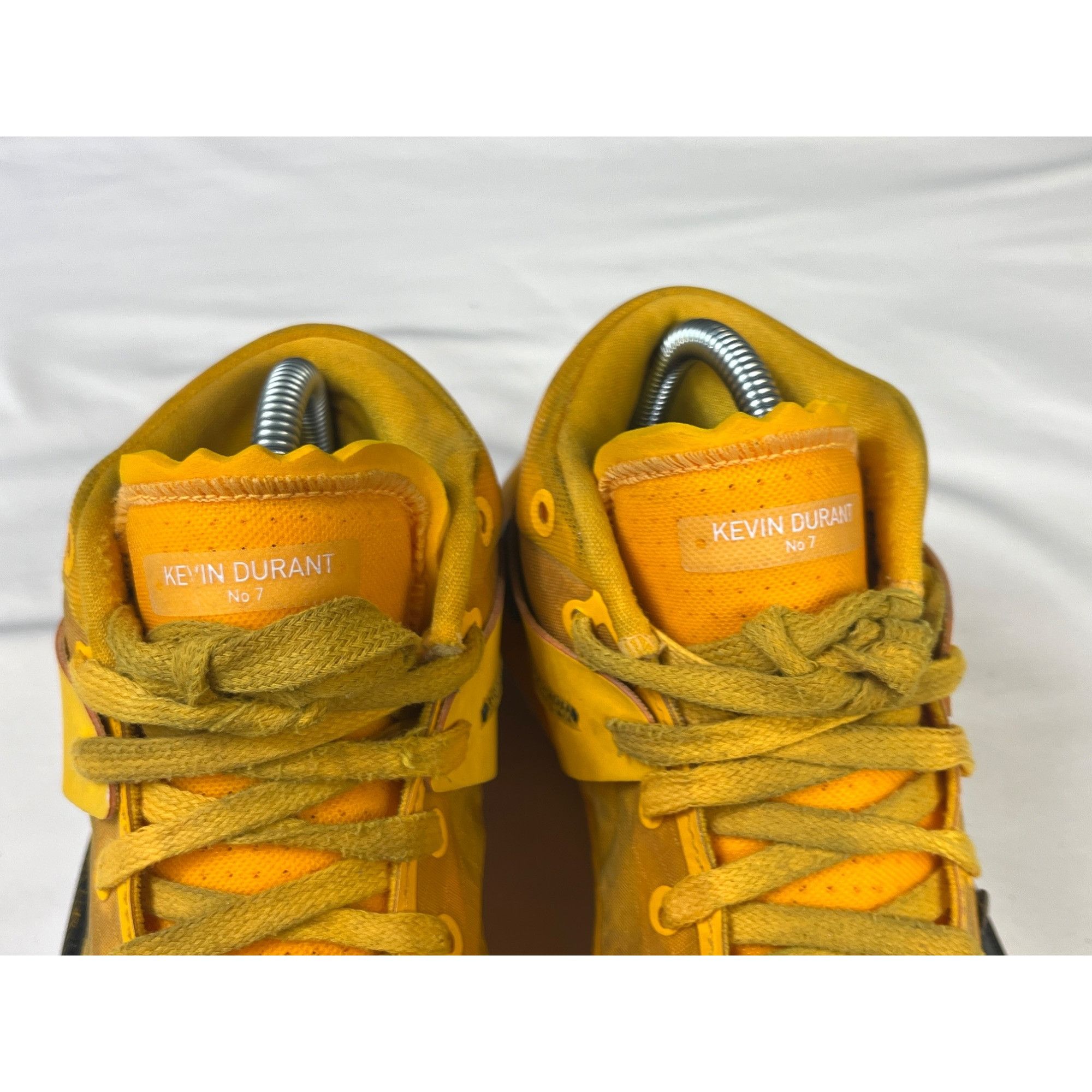 Nike Nike Men Yellow Kevin Durant Basketball Shoes Size 7.5 SKU 7 Size US 7.5 / EU 40-41 - 8 Thumbnail