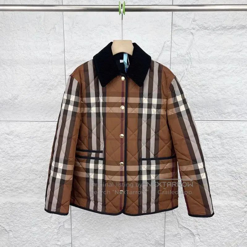 Burberry Burberry S Size Deep Khaki Cotton Jacket. Size S / US 4 / IT 40 - 1 Thumbnail