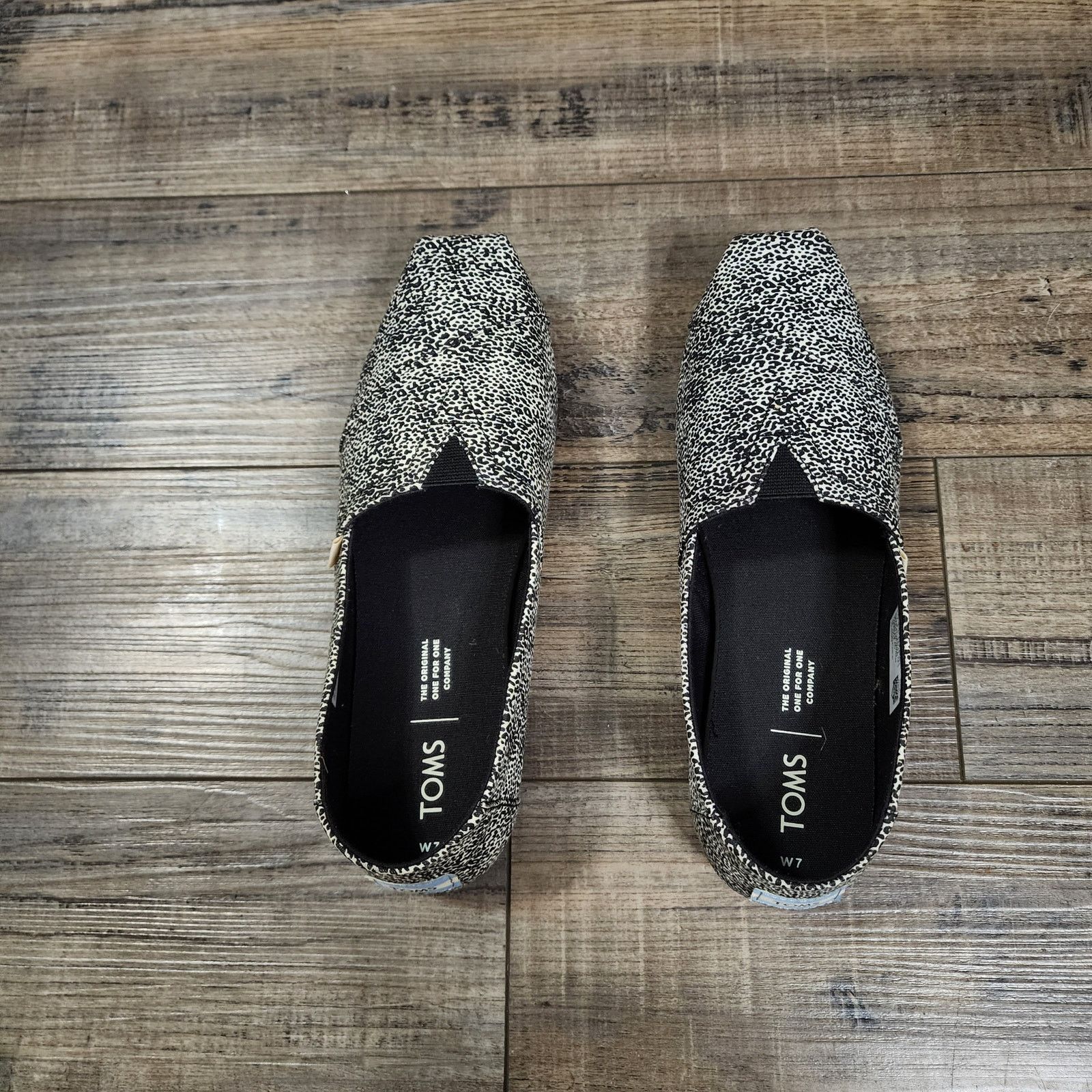 Toms Toms off White mini leopard Print canvas Women's Size 7 shlf Size US 7 / IT 37 - 3 Thumbnail