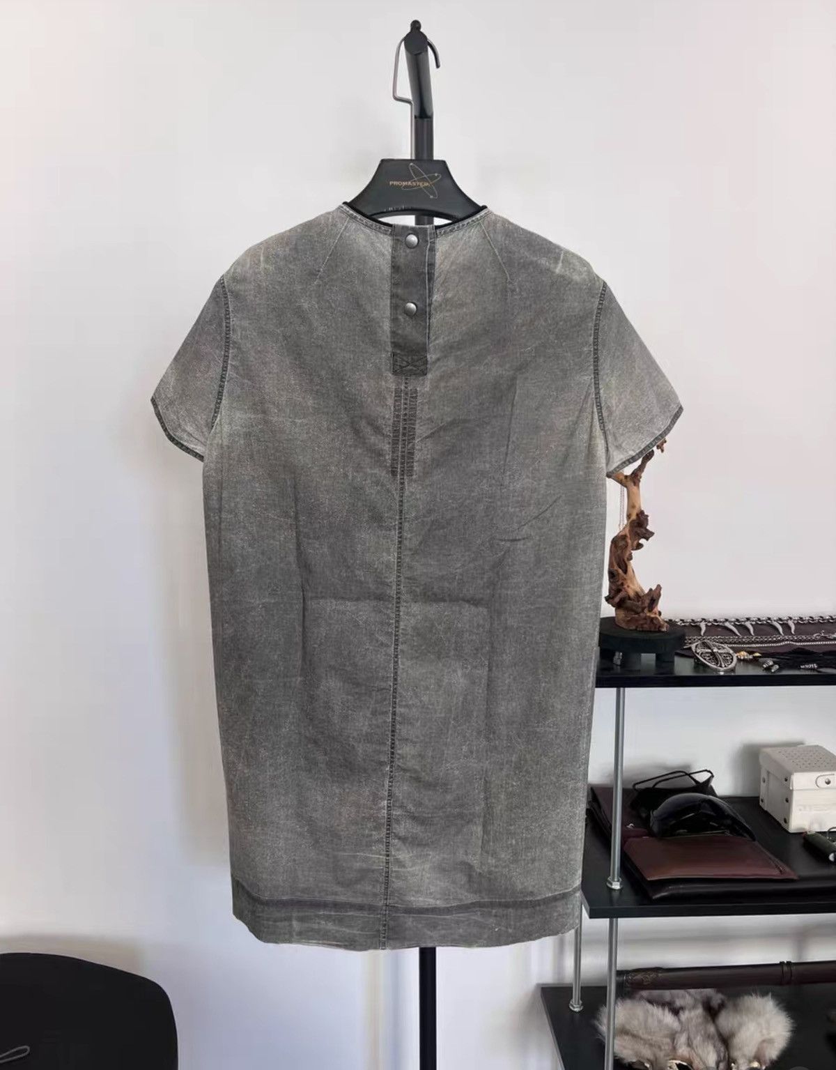 Rick Owens Rick Owens Runway Cyclops Embroidered Coated T-Shirt Size US S / EU 44-46 / 1 - 2 Thumbnail