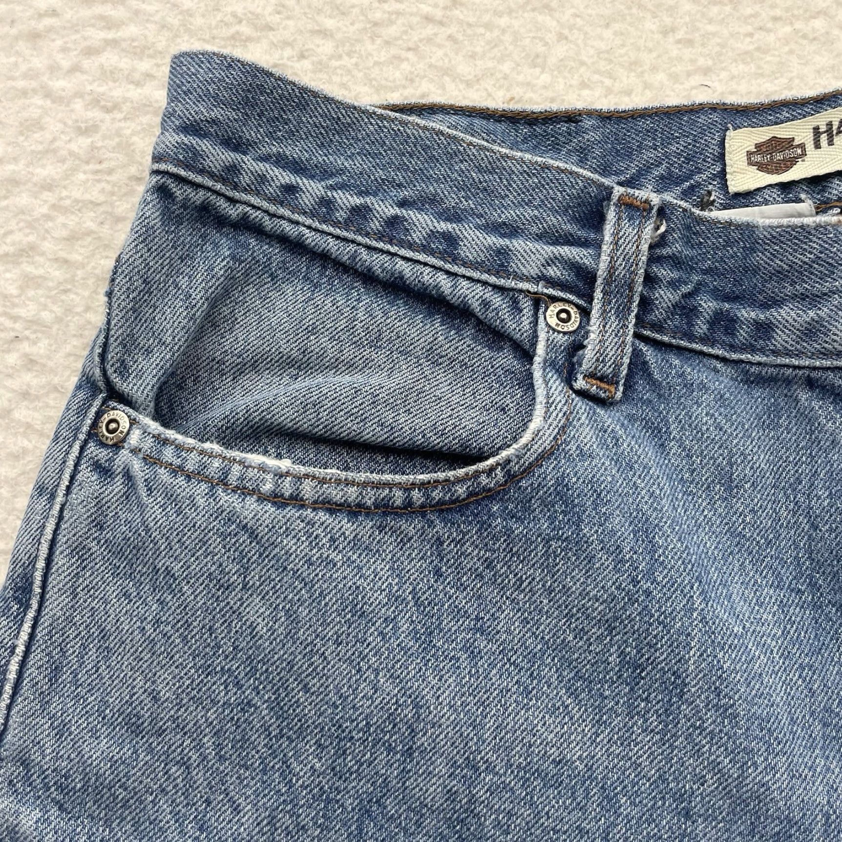 Harley Davidson Harley-Davidson Jeans Mens 34x25.5 Cropped Wide Leg Light Blue Denim 5-Pocket Straight Relaxed Regular Adult Mens Jeans Size US 34 / EU 50 - 4 Thumbnail